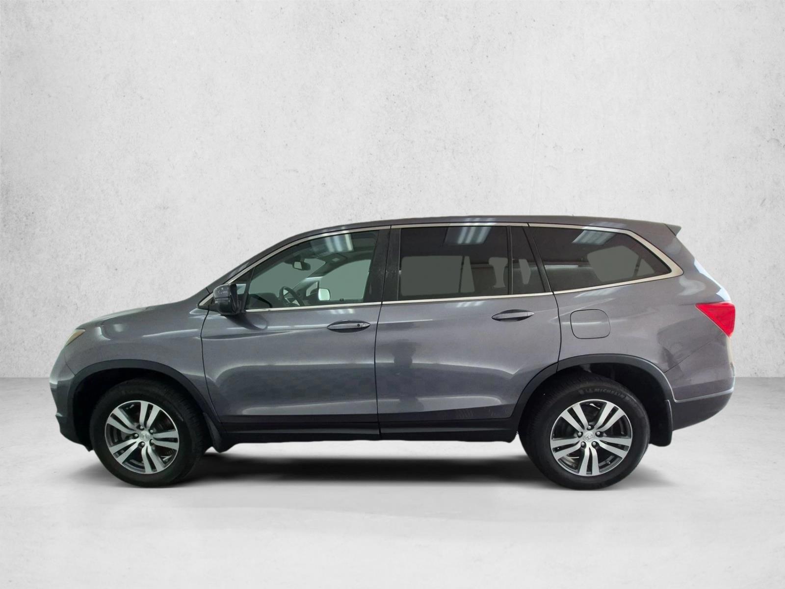 Thumbnail: 2017 Honda Pilot - 2
