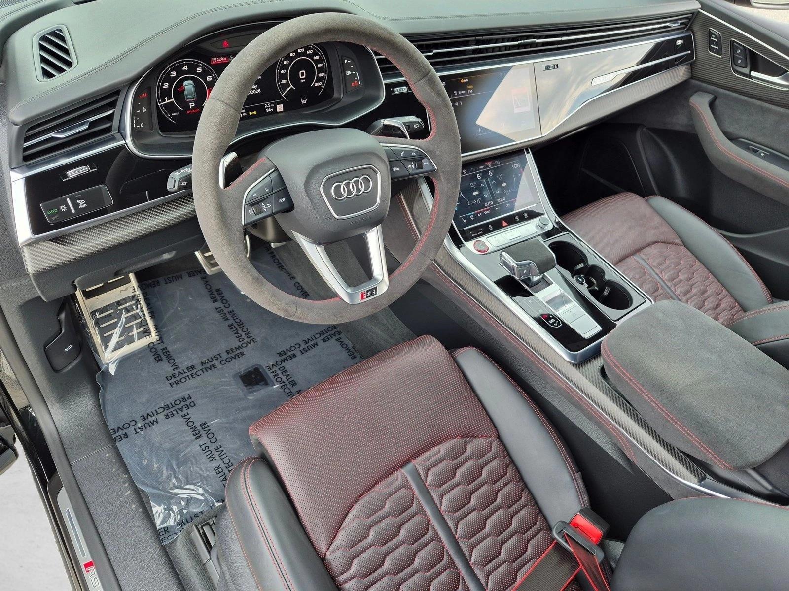 Thumbnail: 2025 Audi RS Q8 - 3