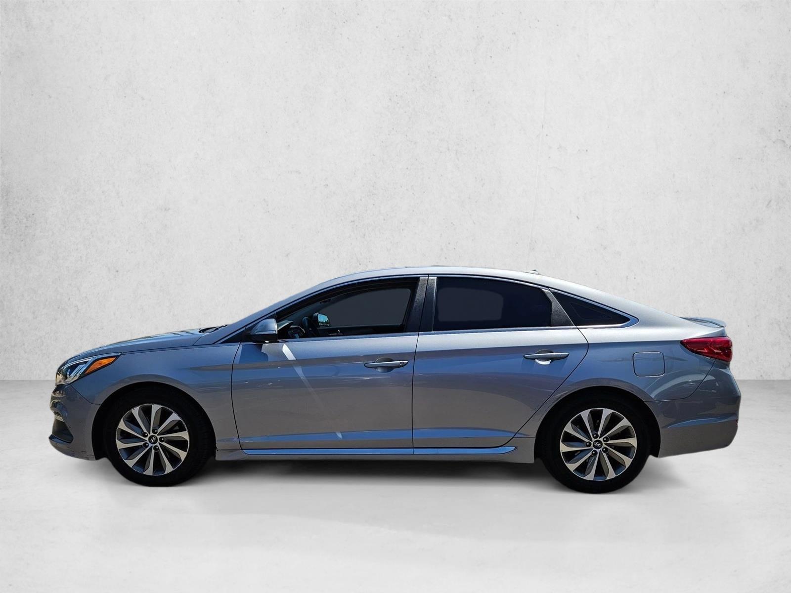 Thumbnail: 2015 Hyundai Sonata - 2