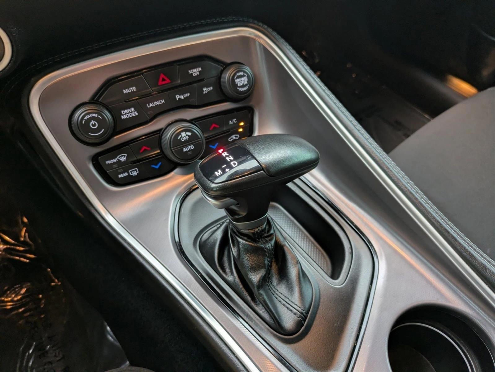 2022 Dodge Challenger R/T - Photo 13
