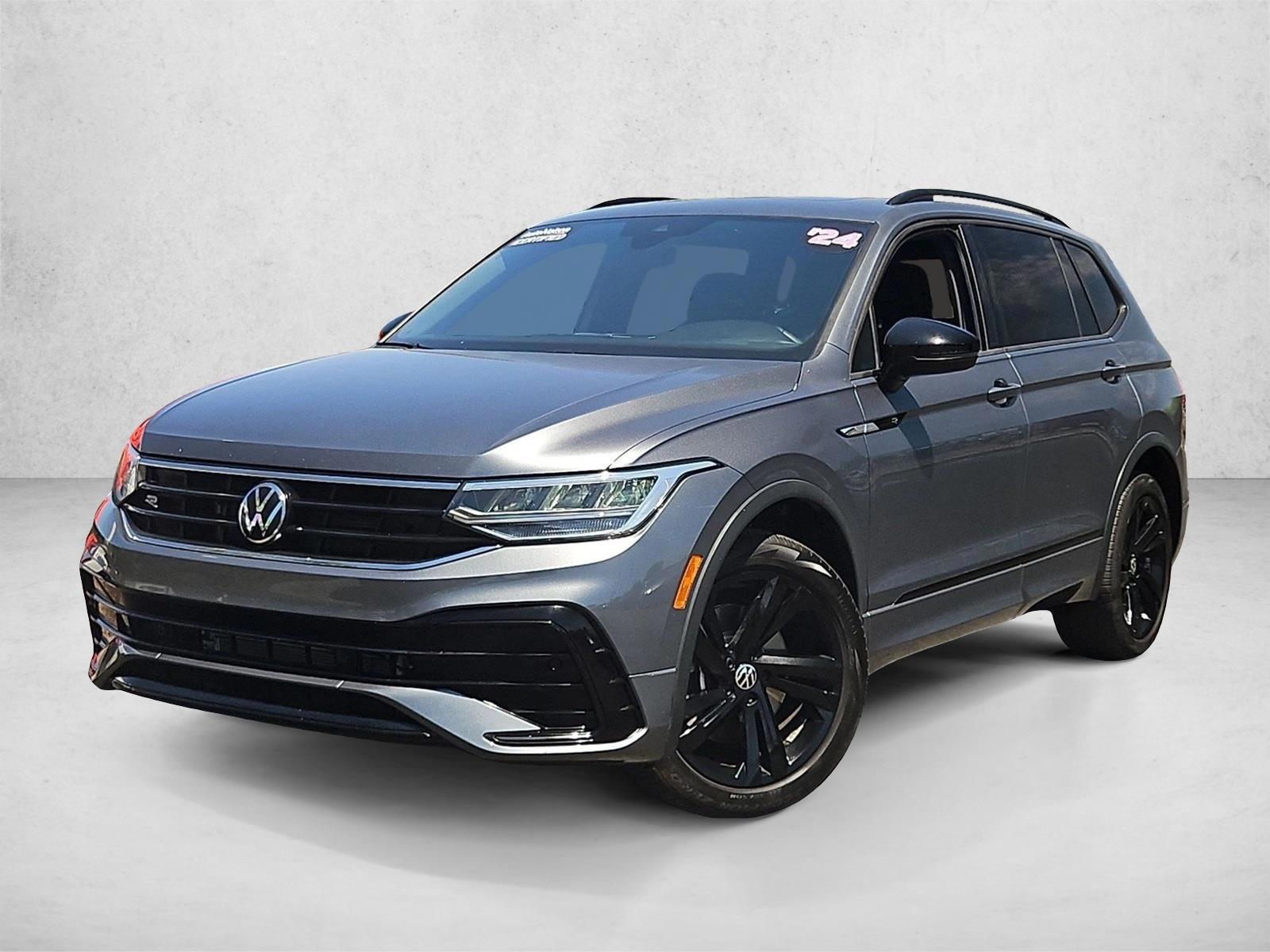 Thumbnail: 2024 Volkswagen Tiguan - 1