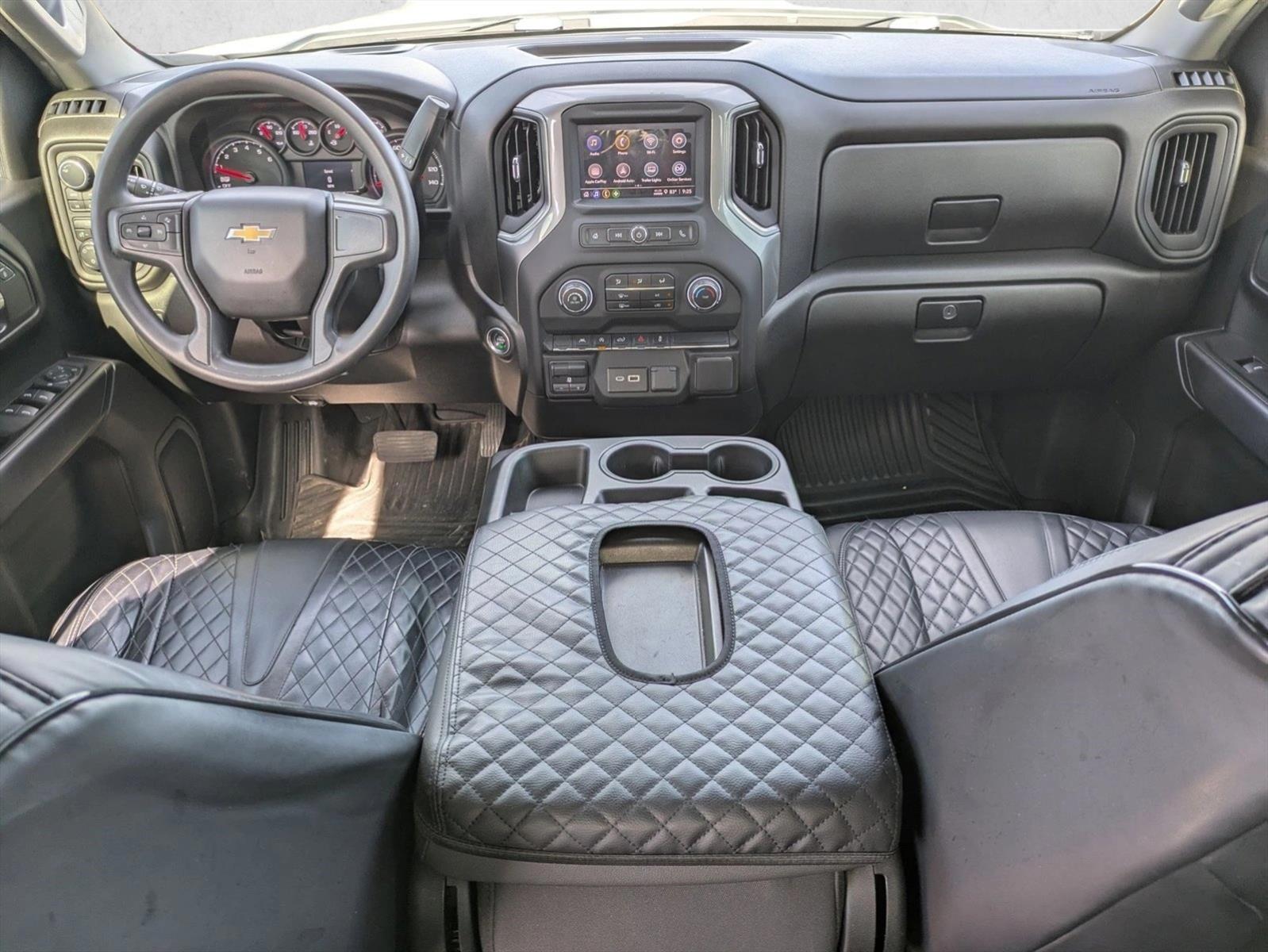 Thumbnail: 2025 Chevrolet Silverado 1500 - 2