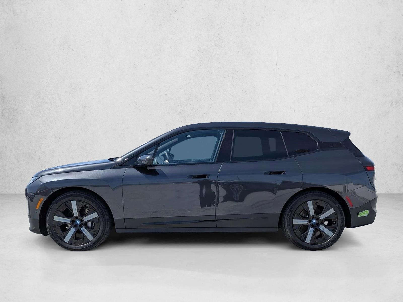 Thumbnail: 2023 BMW iX - 2