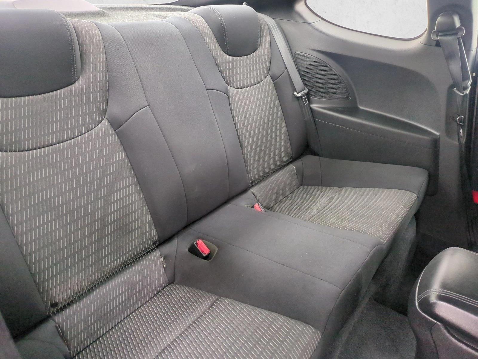 2016 Hyundai Genesis Coupe Base - Photo 22