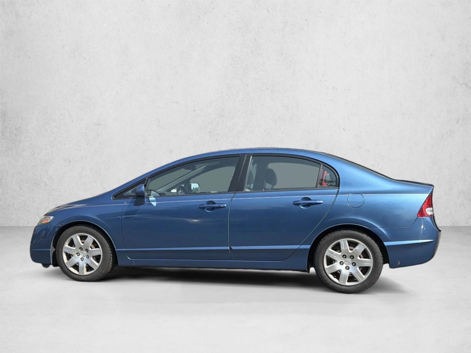 Thumbnail: 2010 Honda Civic - 2