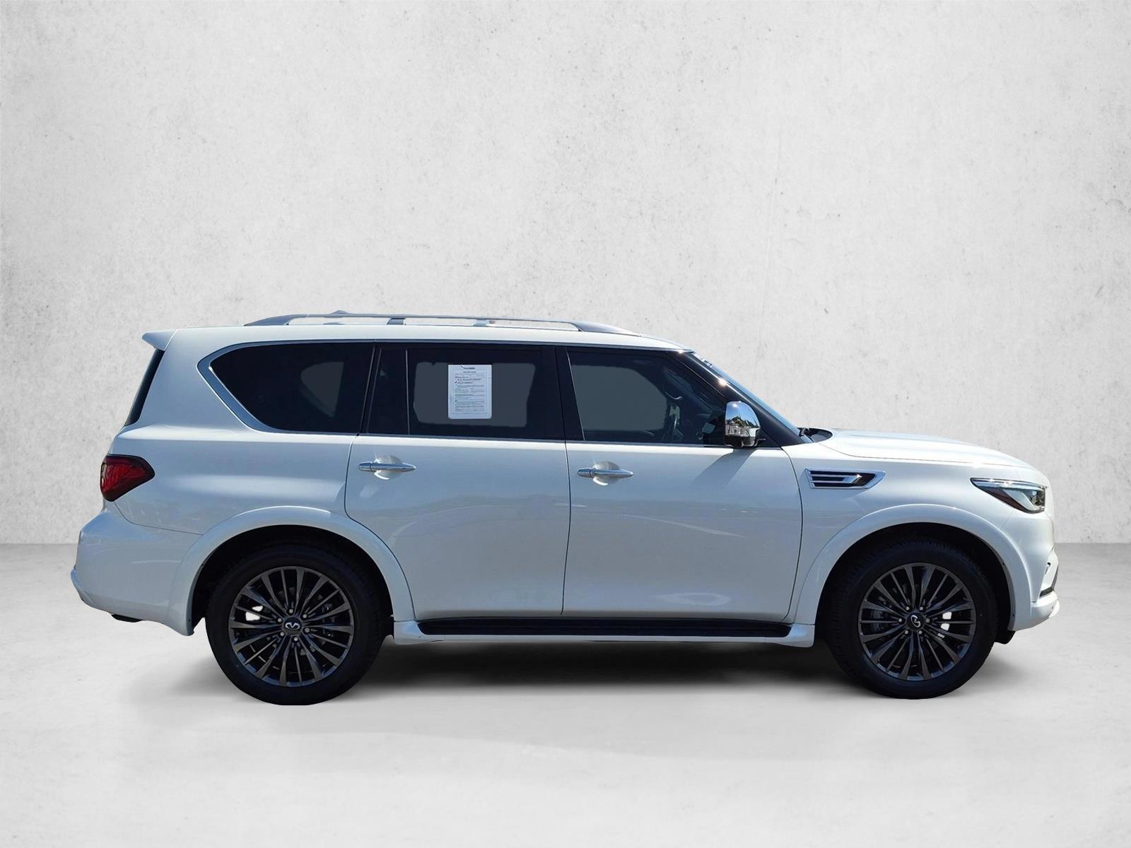 2023 INFINITI QX80