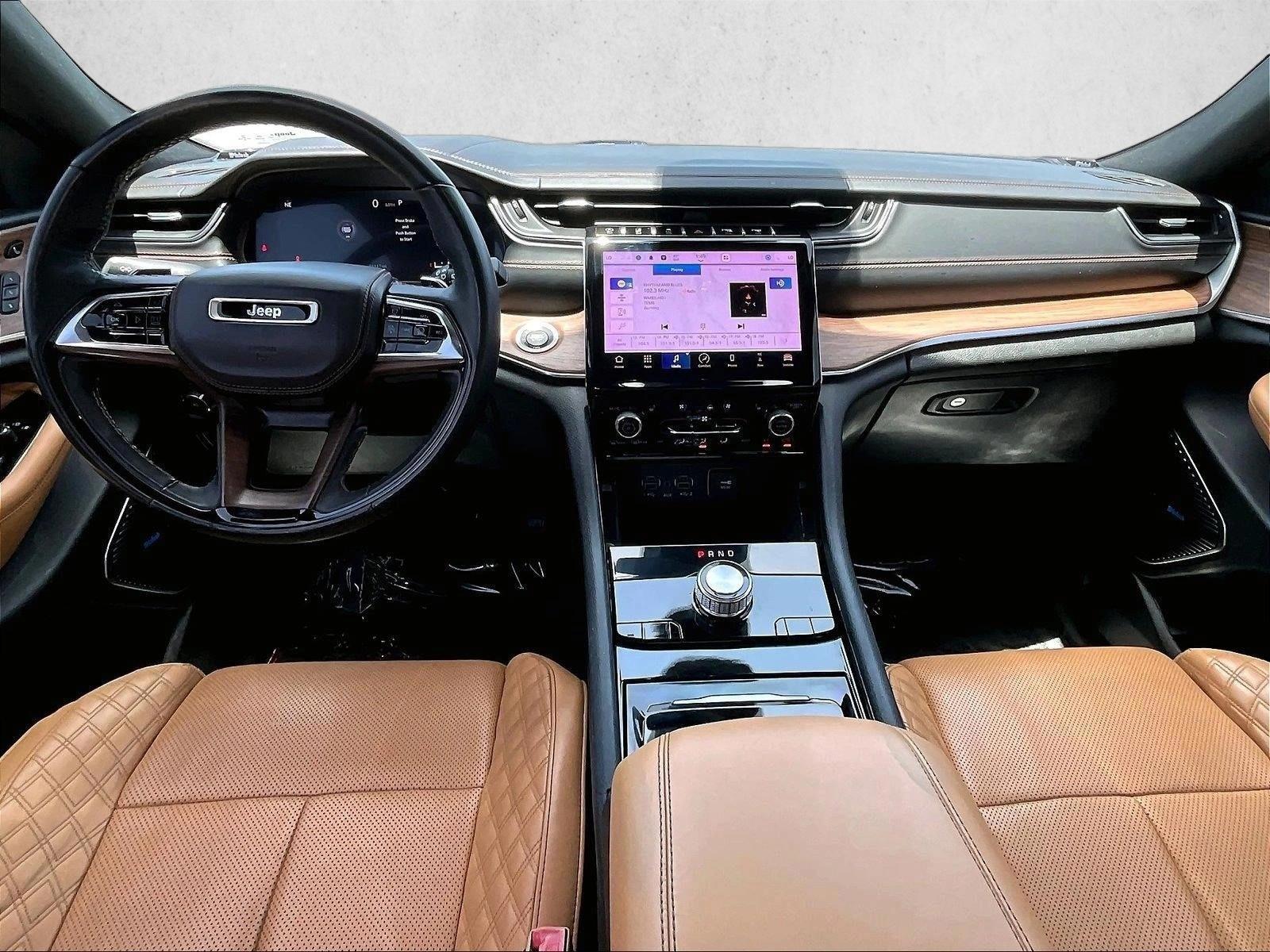 Thumbnail: 2022 Jeep Grand Cherokee - 4