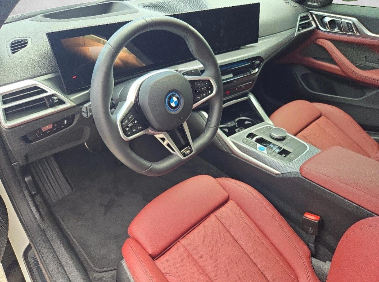 Thumbnail: 2025 BMW i4 - 2