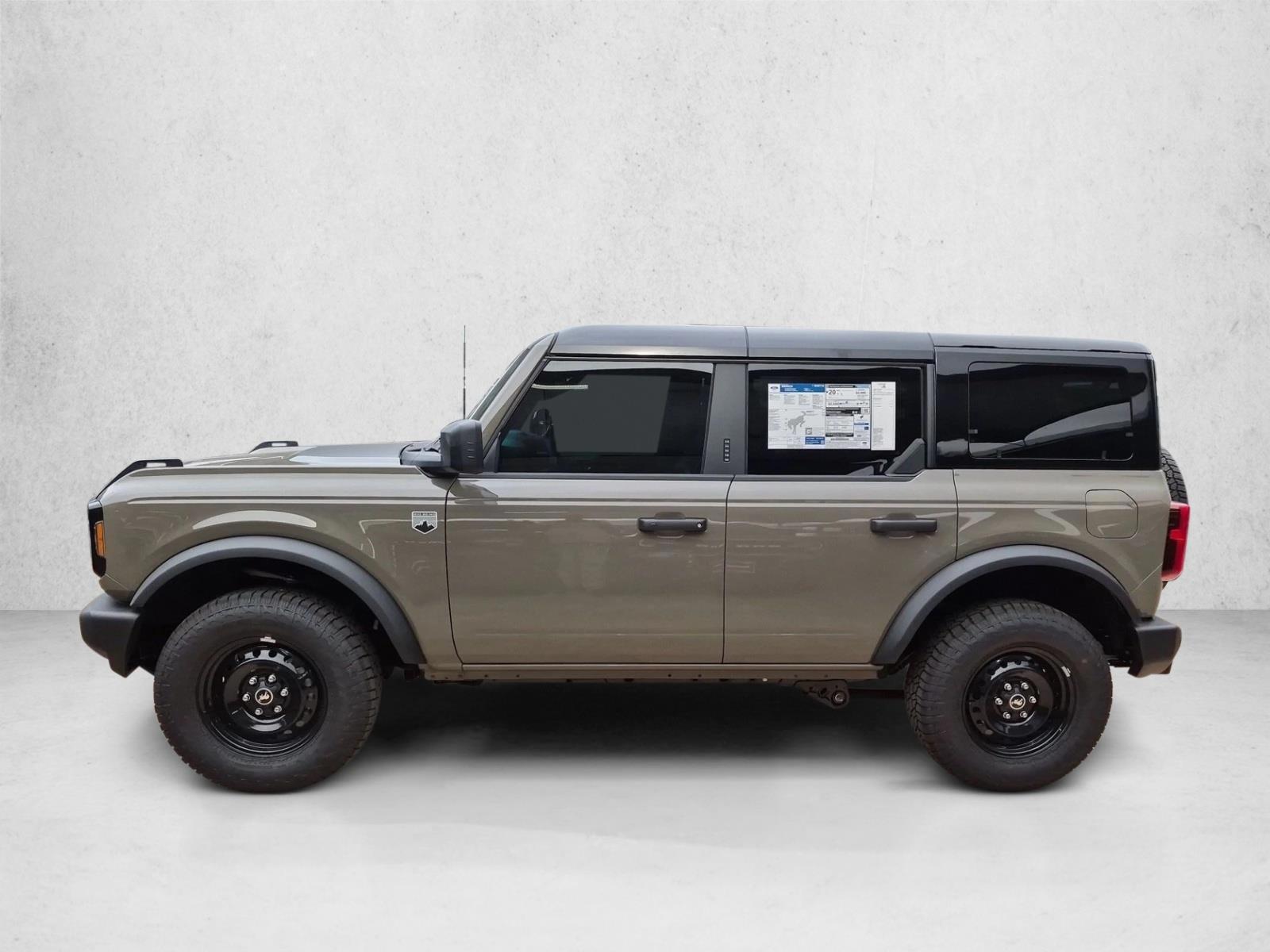 Thumbnail: 2026 Ford Bronco - 2