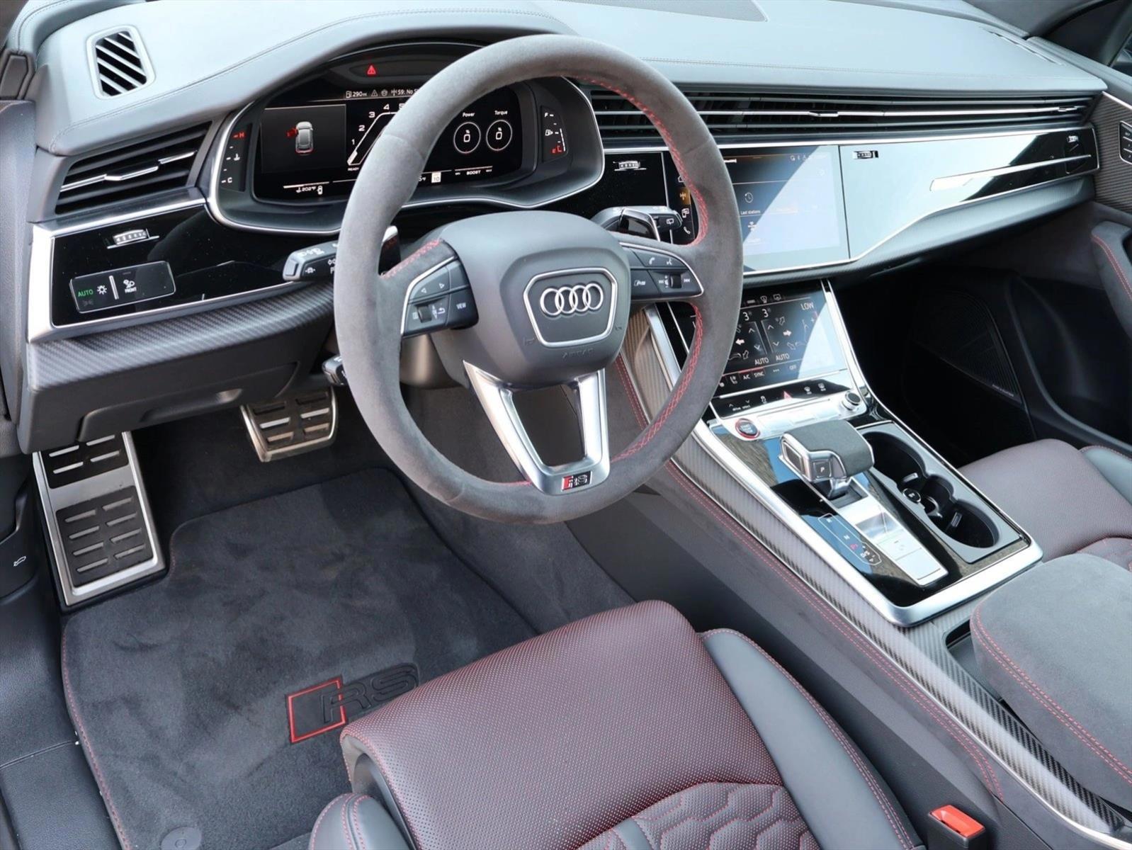 Thumbnail: 2025 Audi RS Q8 - 3