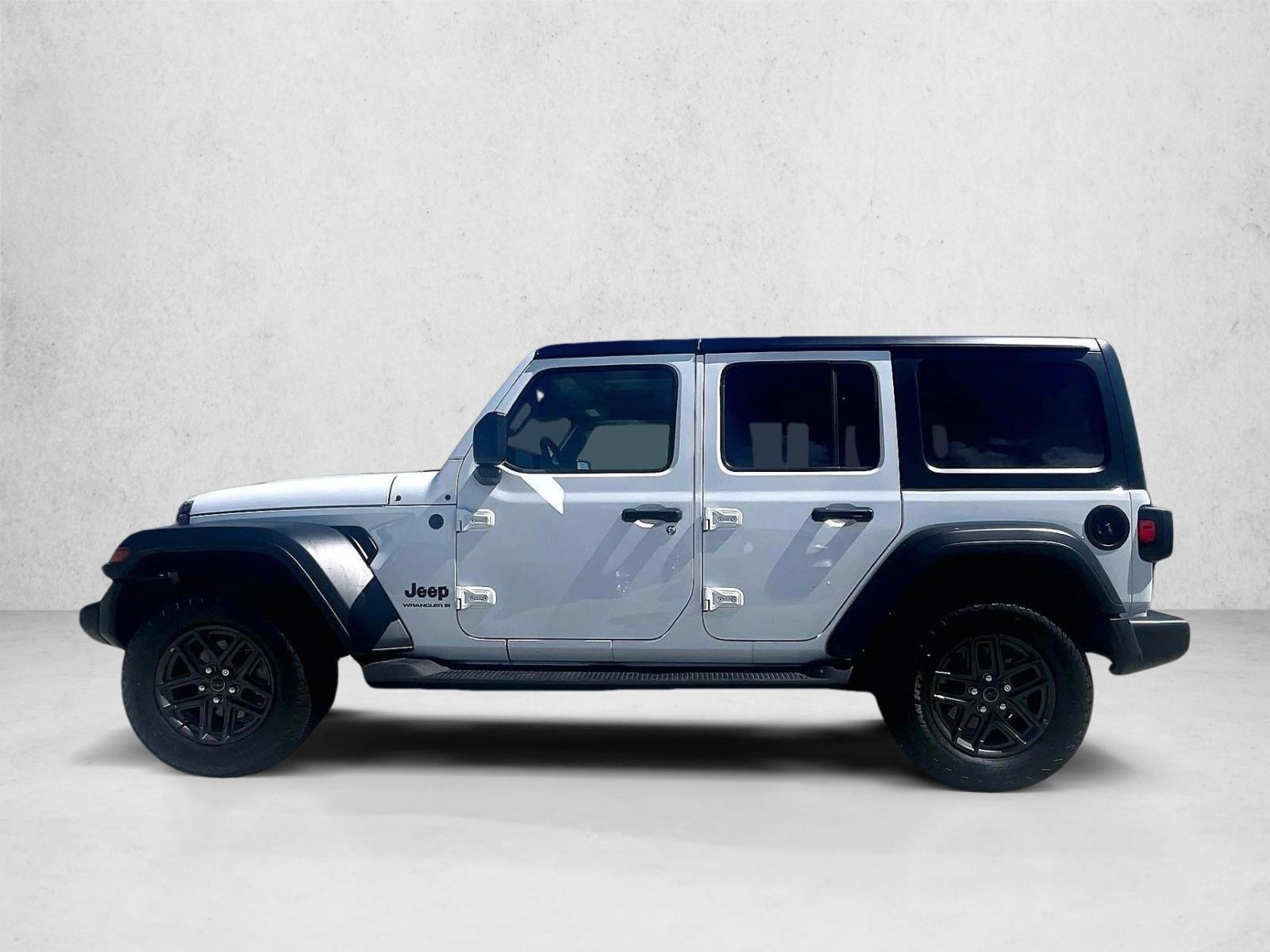 Thumbnail: 2025 Jeep Wrangler - 2