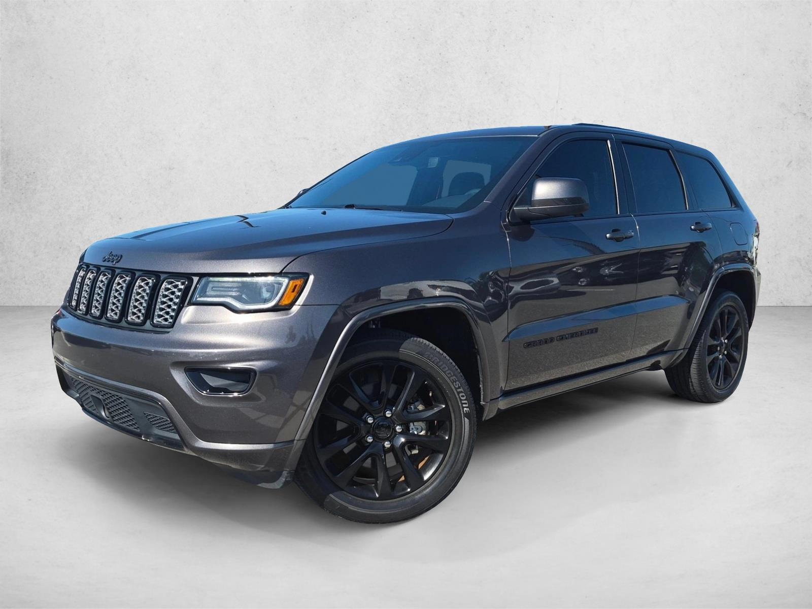 Thumbnail: 2021 Jeep Grand Cherokee - 1