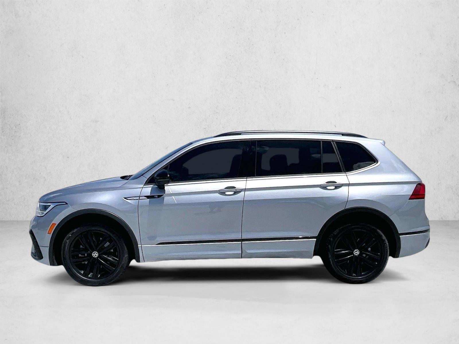 Thumbnail: 2022 Volkswagen Tiguan - 2