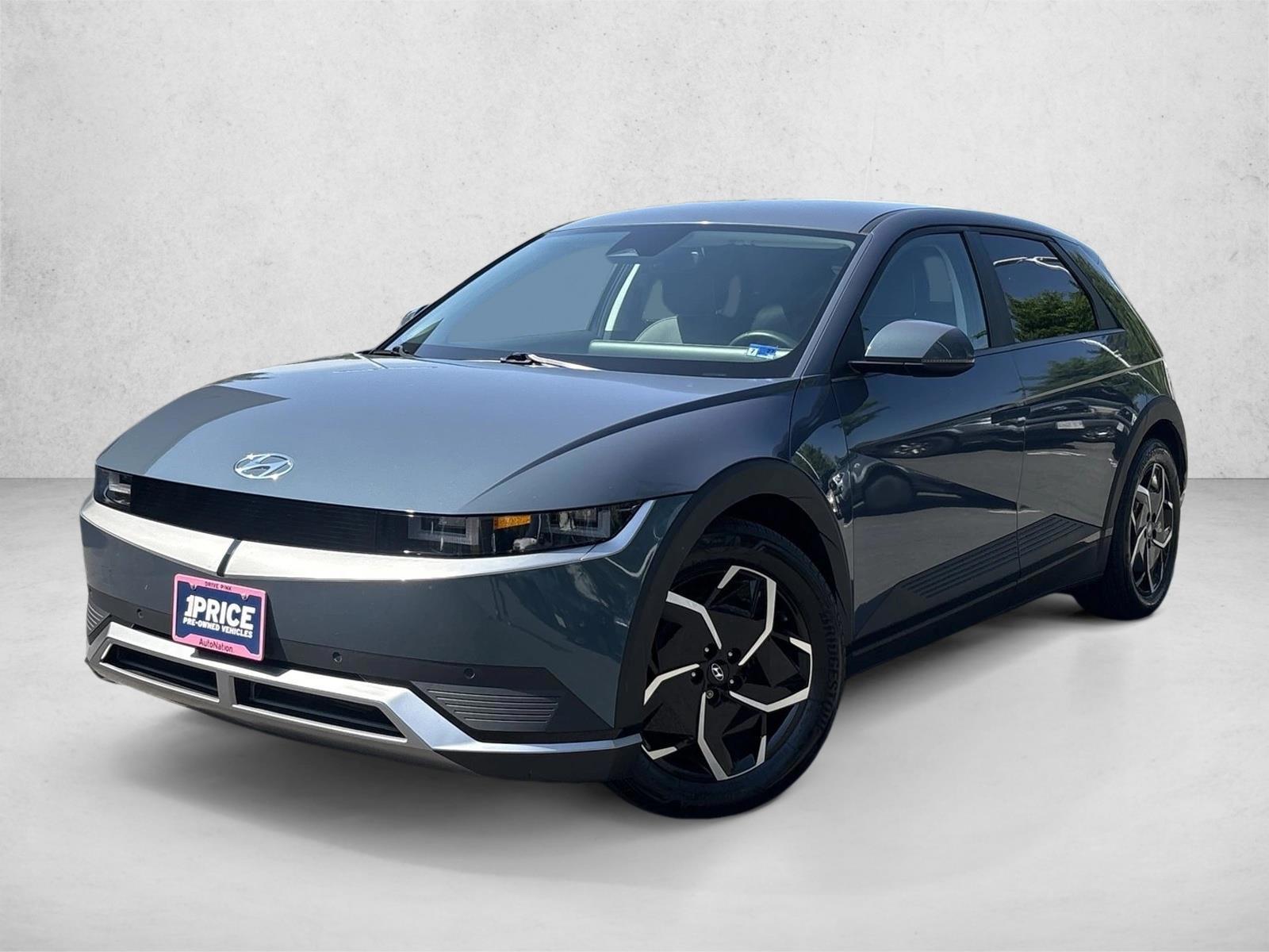 Thumbnail: 2022 Hyundai Ioniq 5 - 1