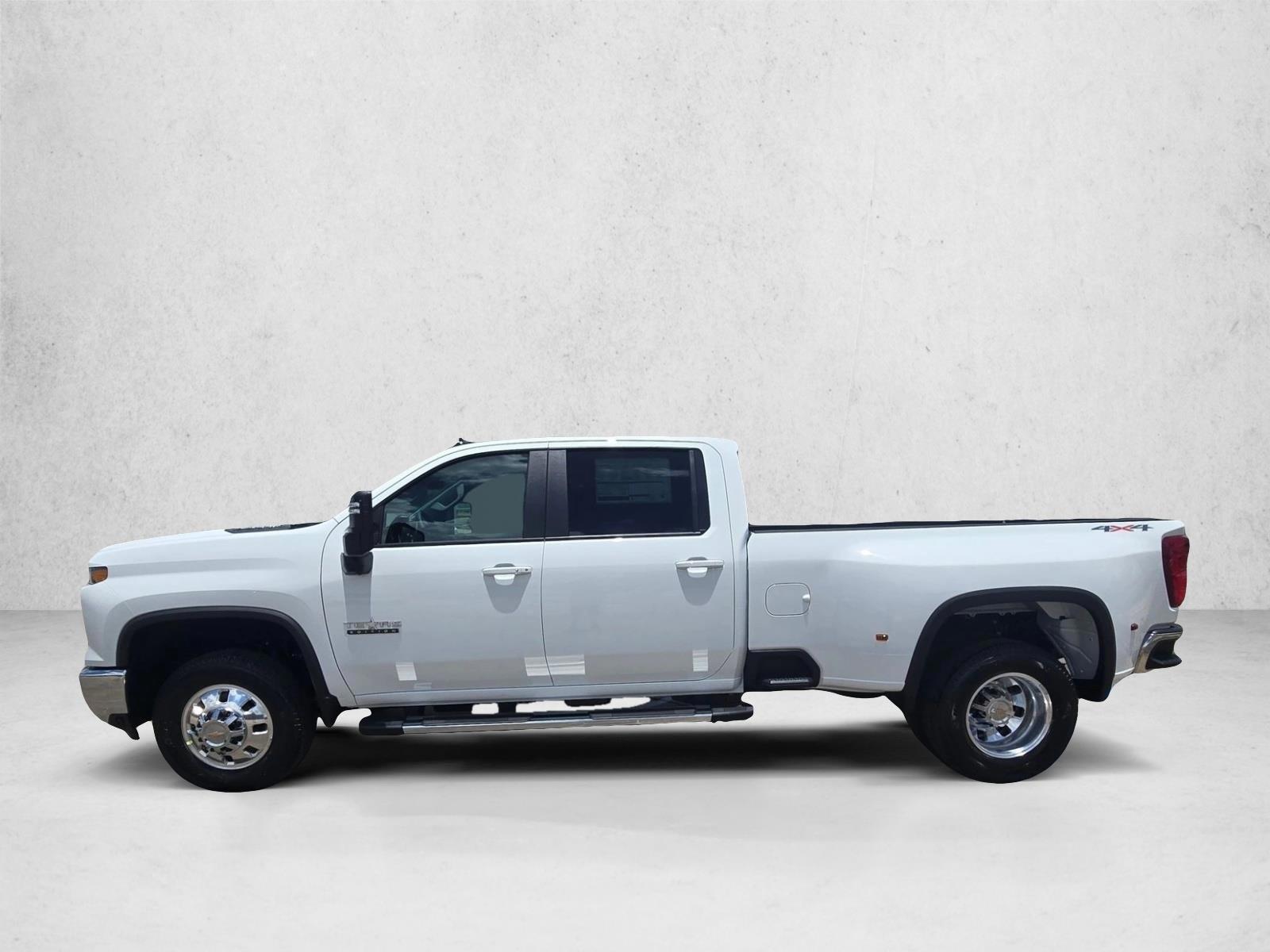 Thumbnail: 2026 Chevrolet Silverado 3500 - 2