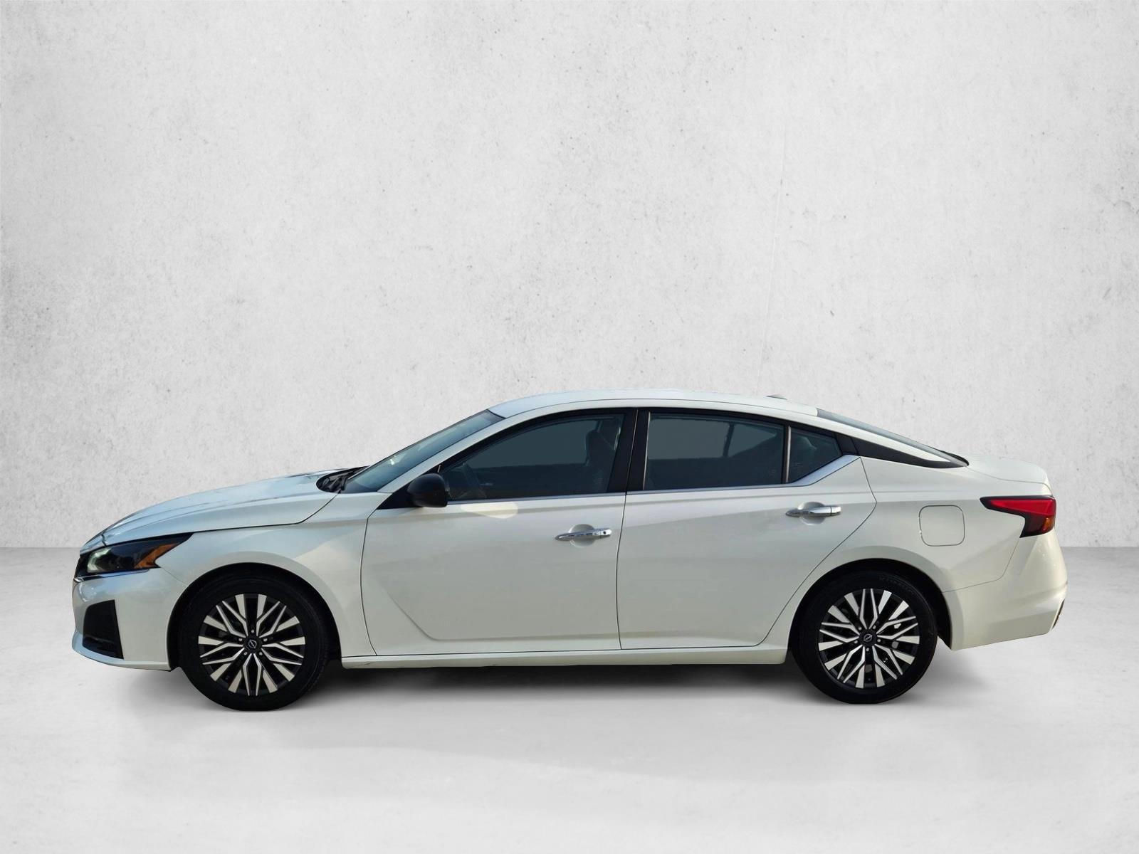 Thumbnail: 2025 Nissan Altima - 2