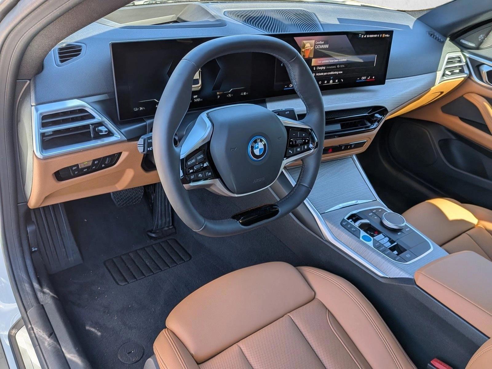 Thumbnail: 2025 BMW i4 - 3