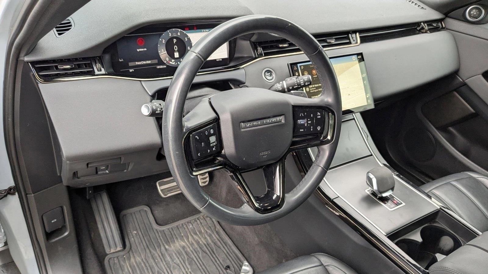 Thumbnail: 2024 Land Rover Range Rover Evoque - 3