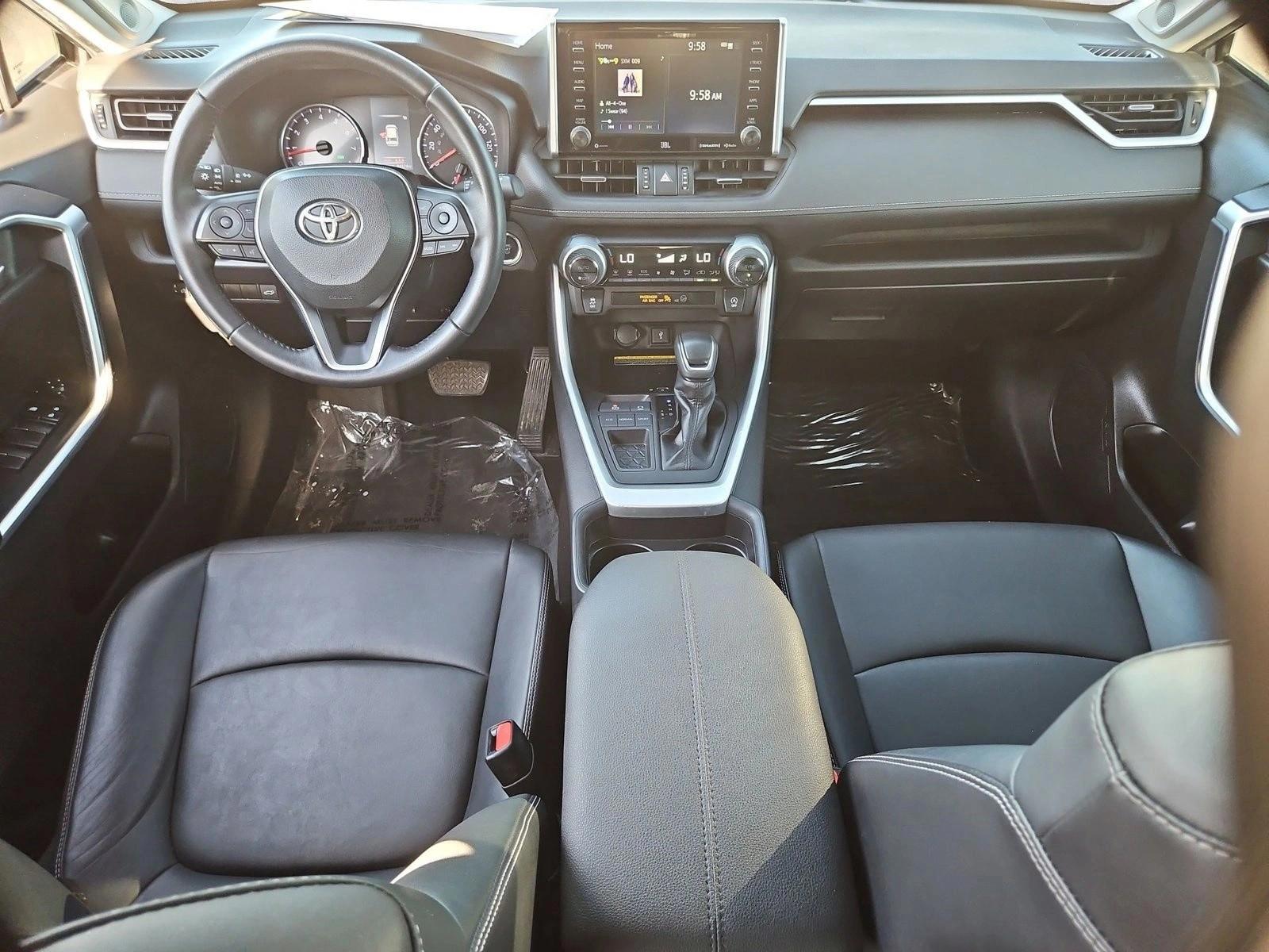 Thumbnail: 2021 Toyota RAV4 - 3