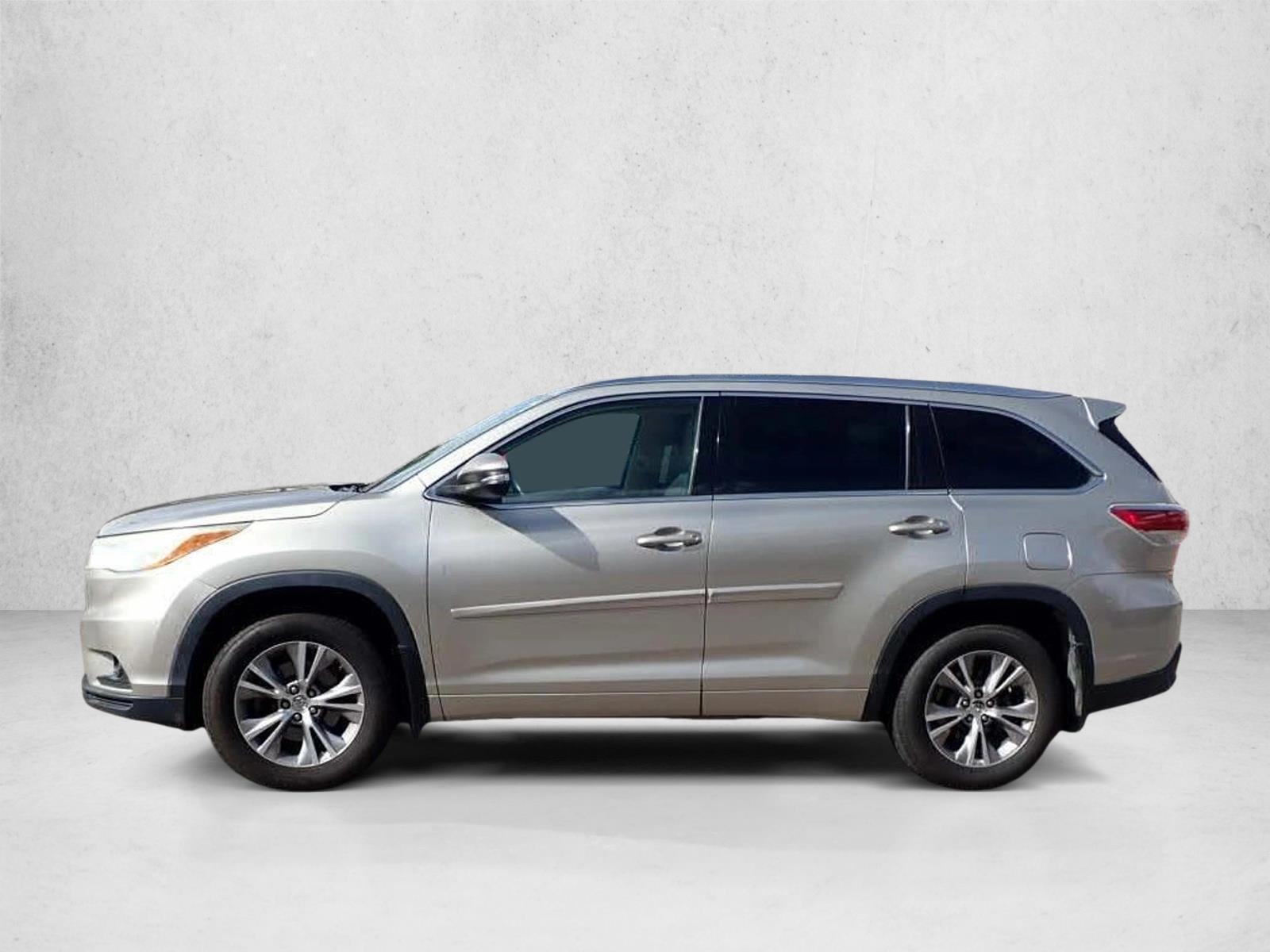 Thumbnail: 2014 Toyota Highlander - 6