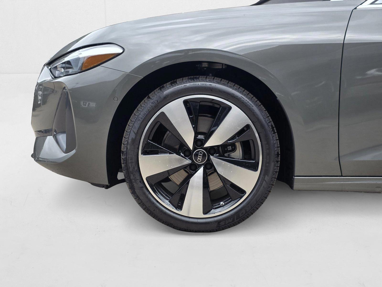 2025 Audi A5 Premium - Photo 9