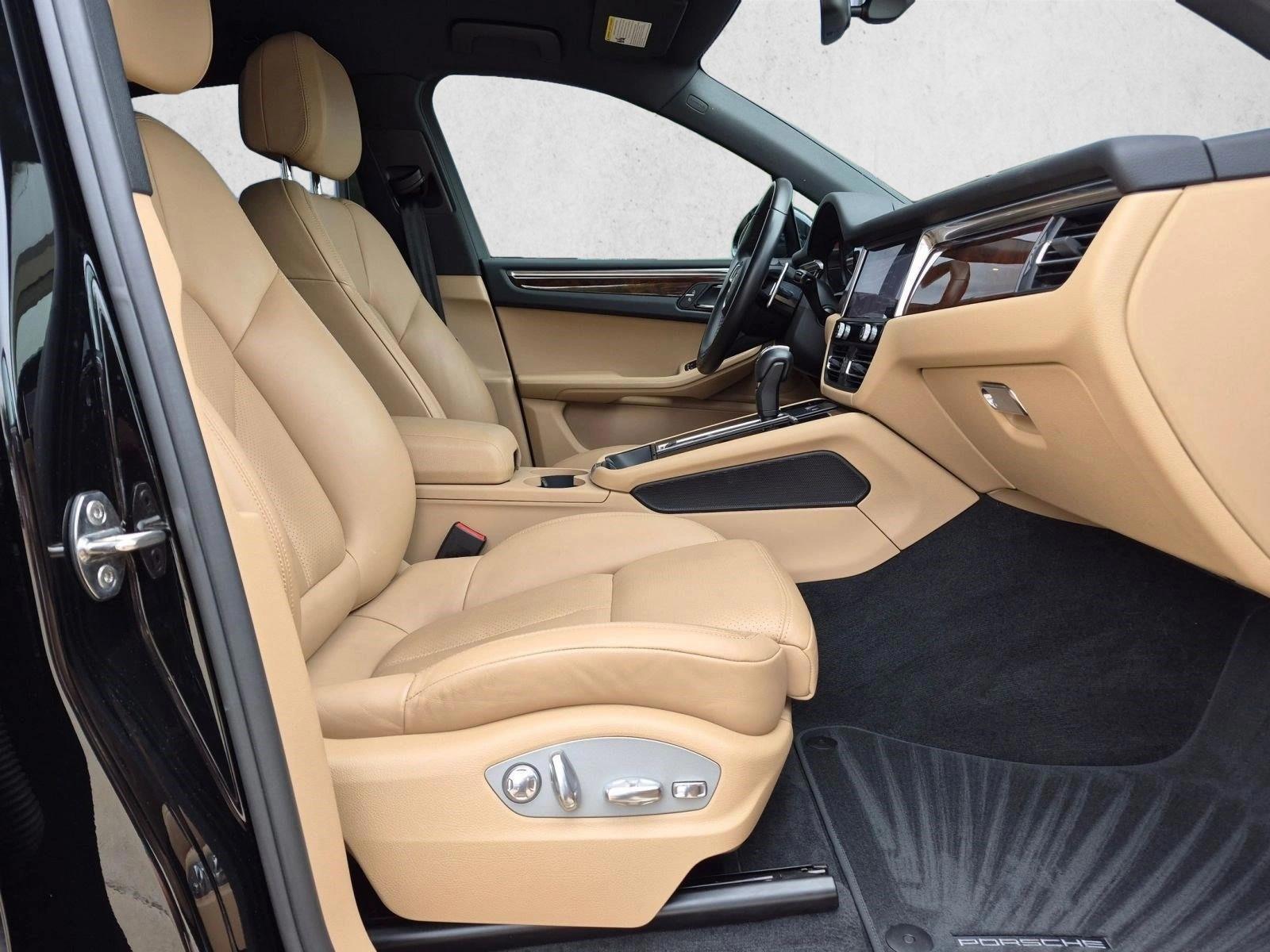 2023 Porsche Macan S - Photo 25