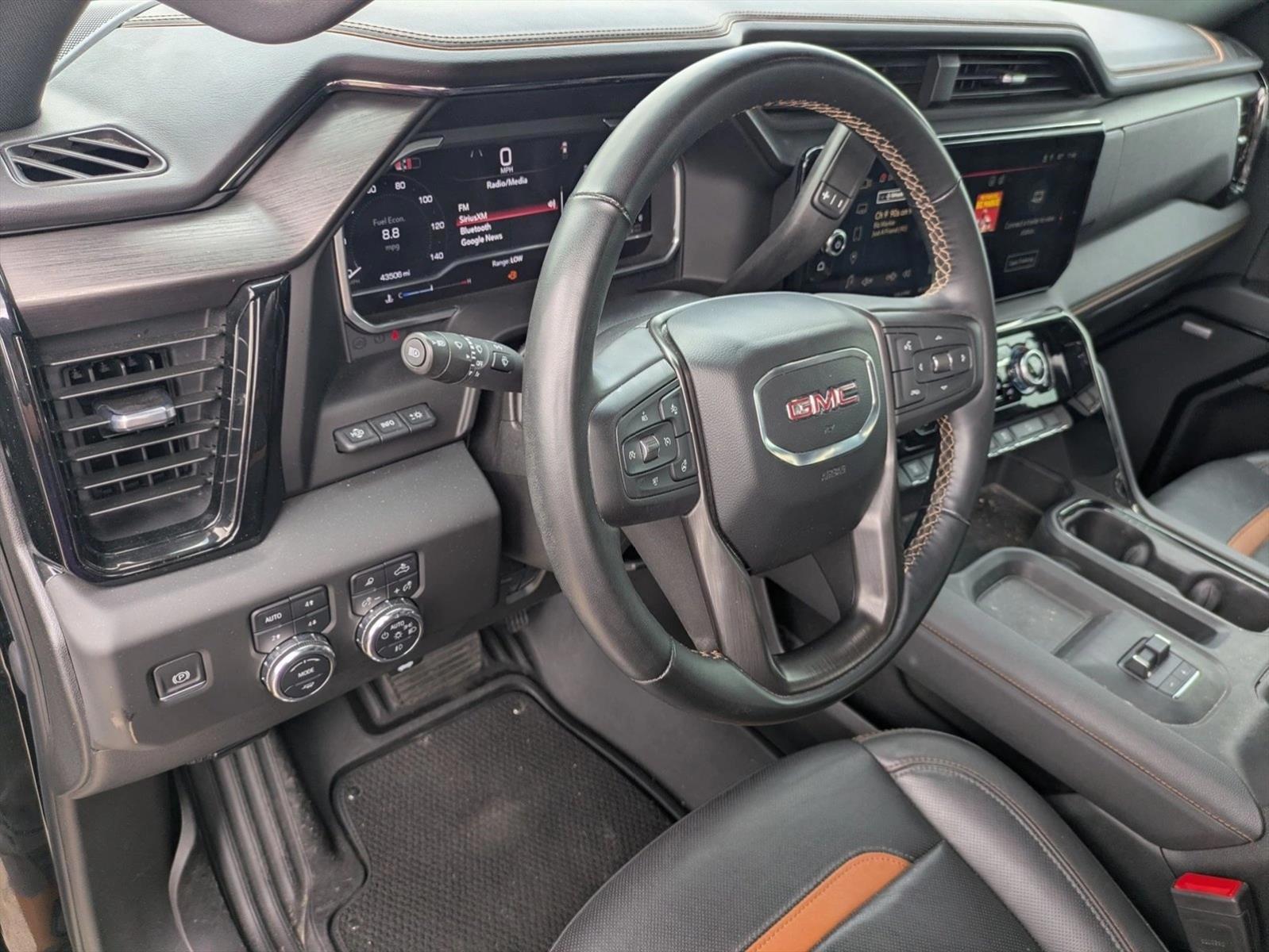 Thumbnail: 2024 GMC Sierra 2500 - 3
