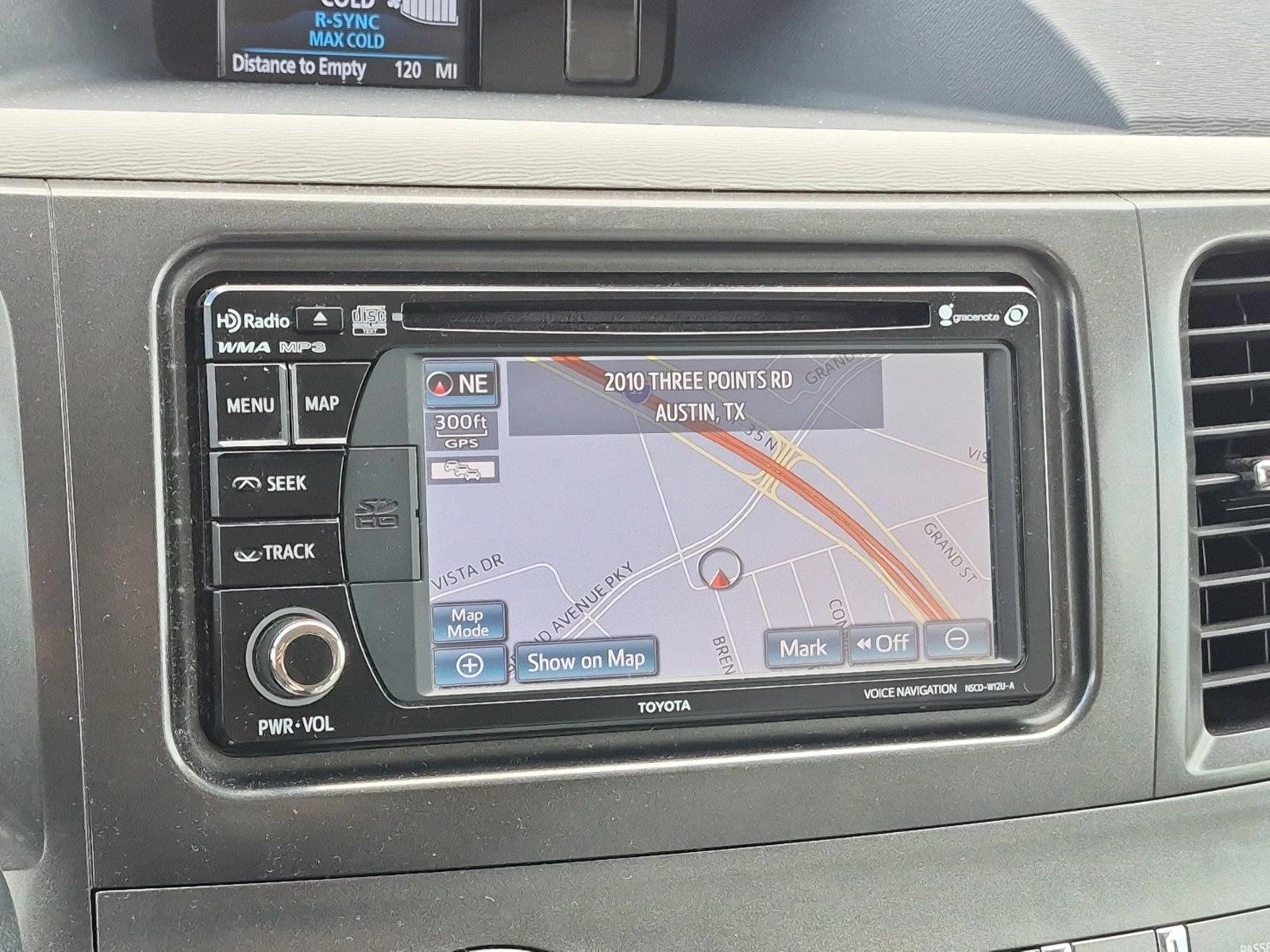 2014 Toyota Sienna, photo 12