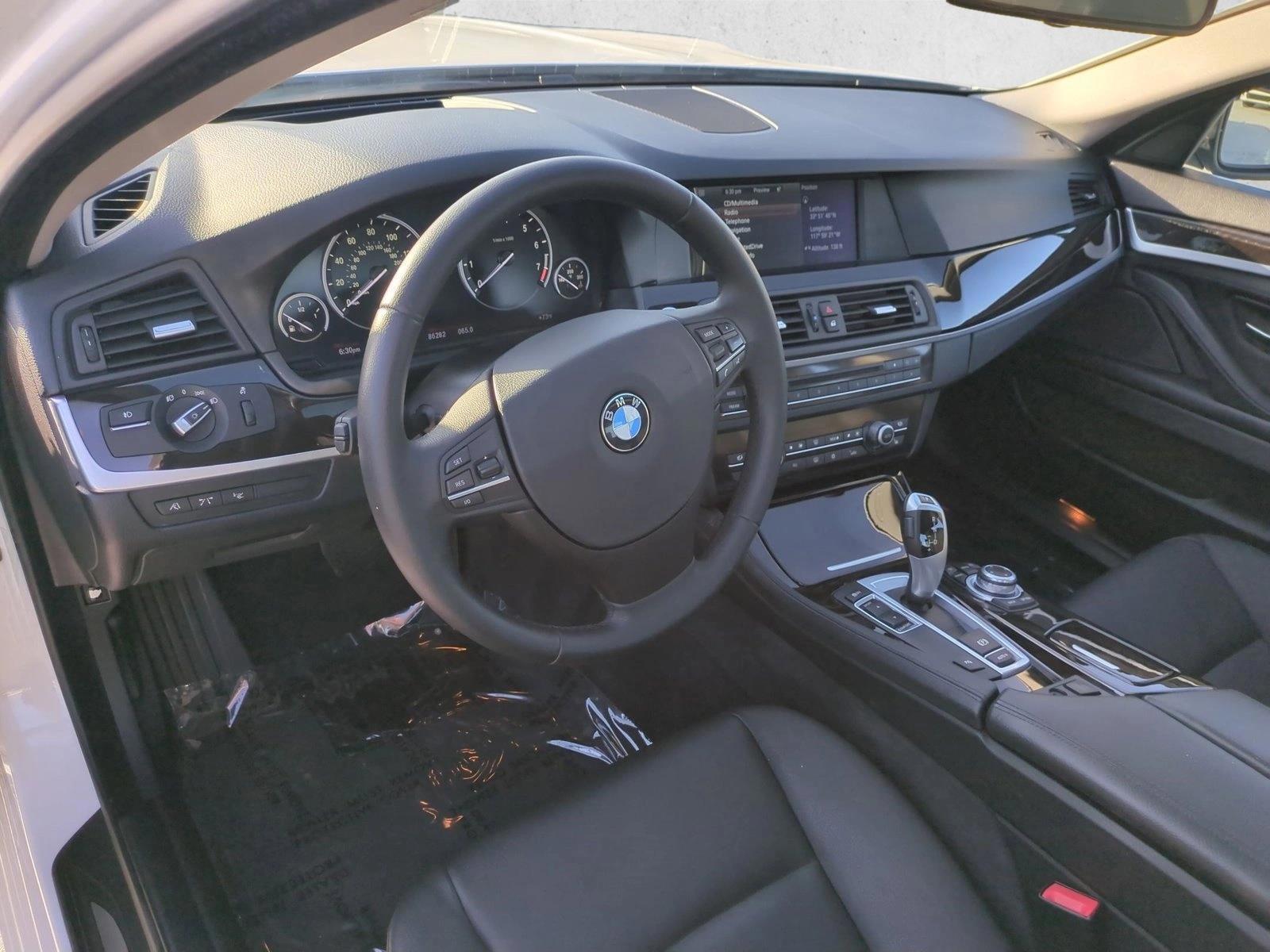 Thumbnail: 2012 BMW 5 Series - 3