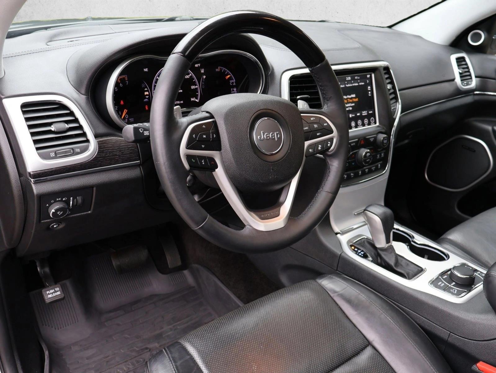 Thumbnail: 2018 Jeep Grand Cherokee - 3