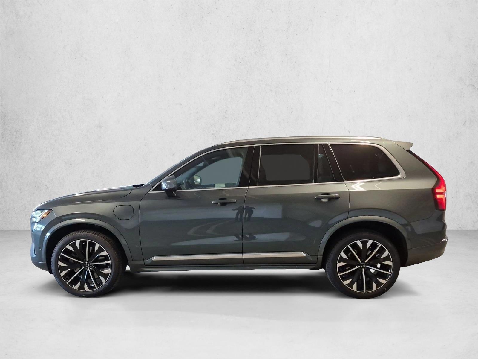 Thumbnail: 2027 Volvo XC90 - 2