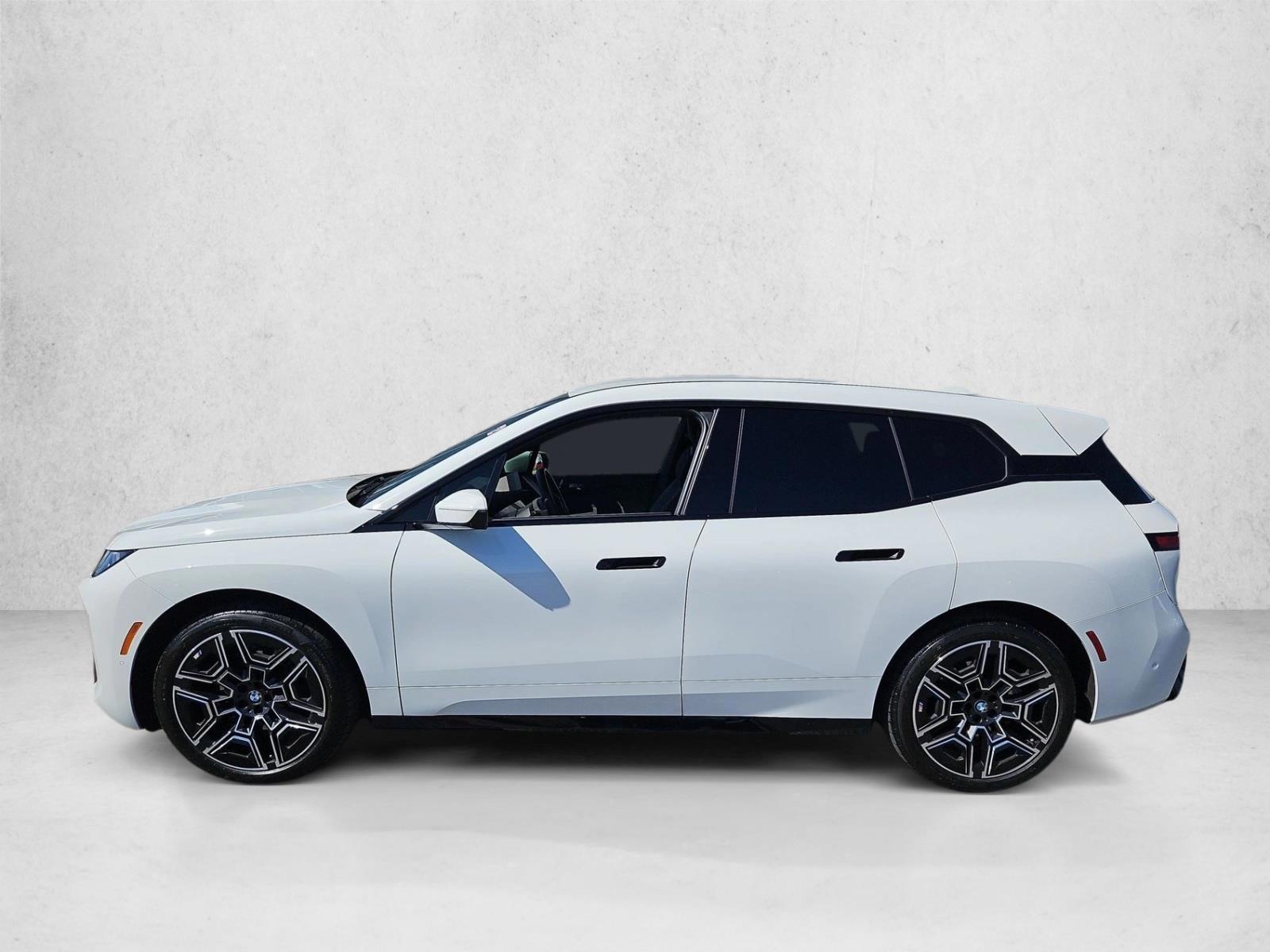 Thumbnail: 2026 BMW iX - 2