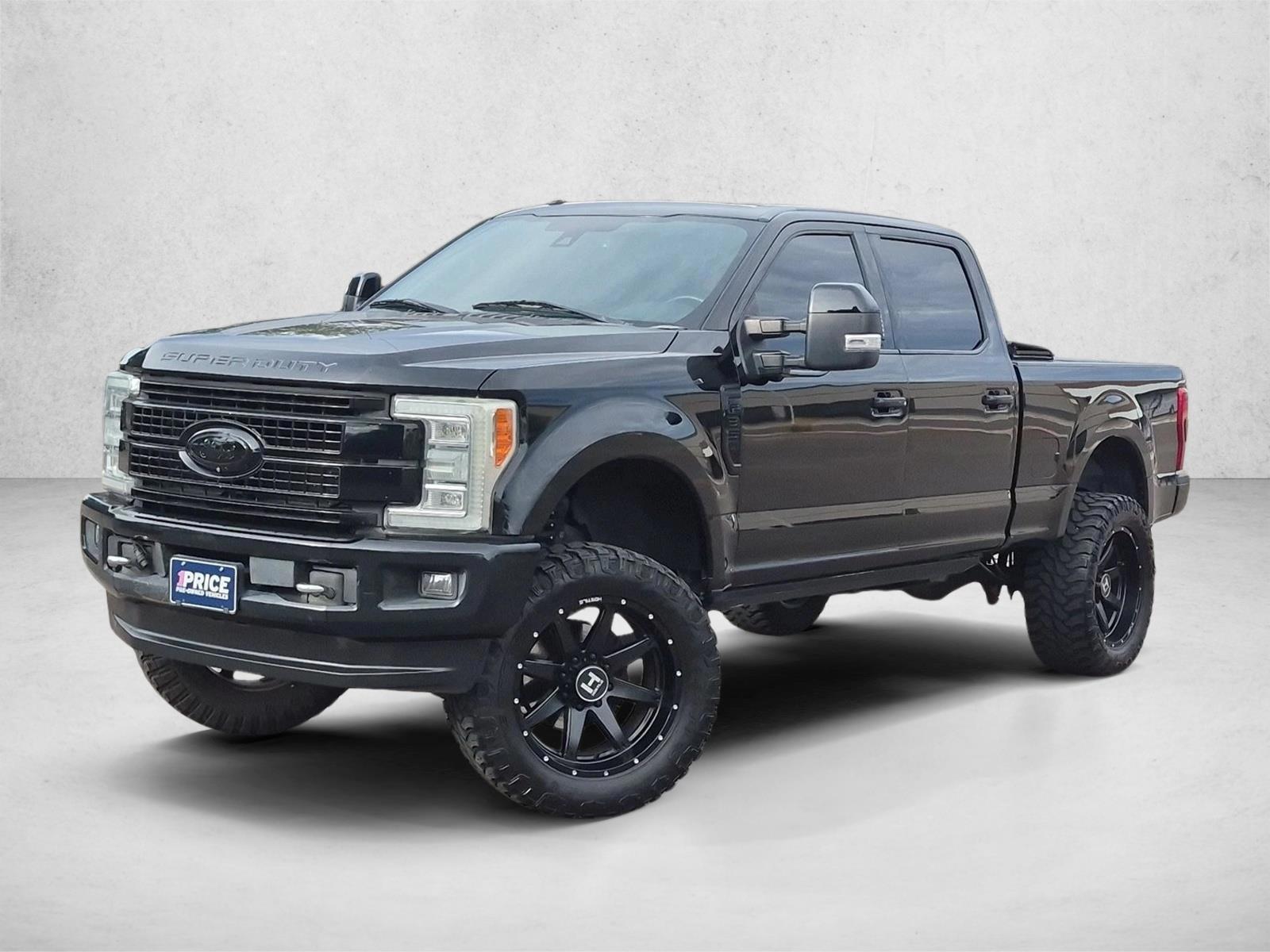 Thumbnail: 2017 Ford F-350 - 1