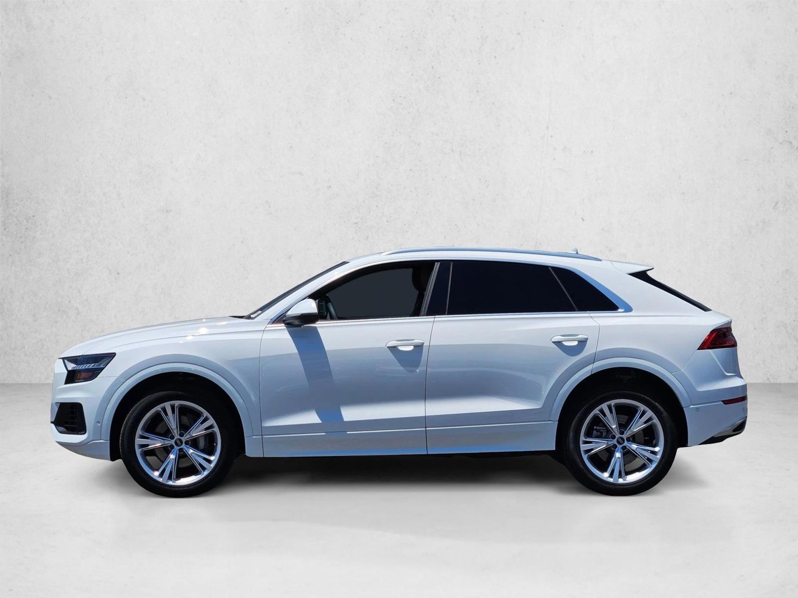 Thumbnail: 2023 Audi Q8 - 2