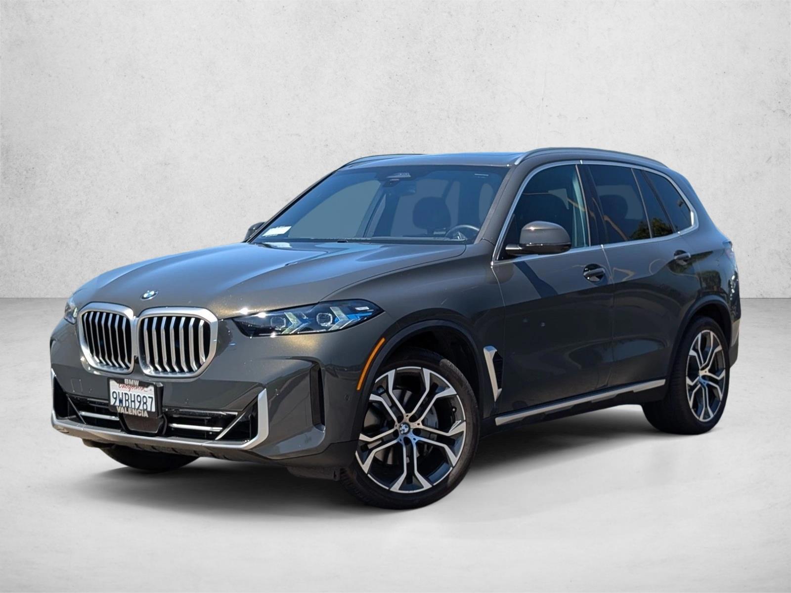 Thumbnail: 2026 BMW X5 - 1