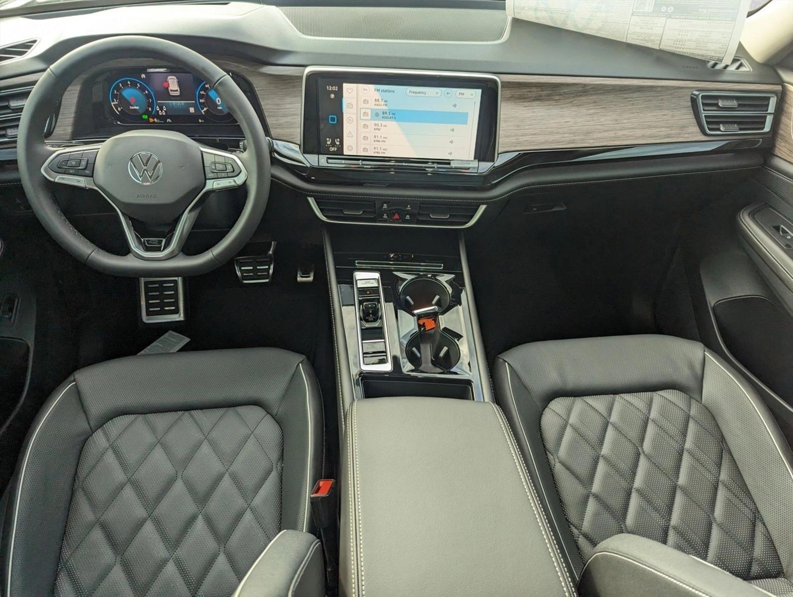 Thumbnail: 2026 Volkswagen Atlas - 3