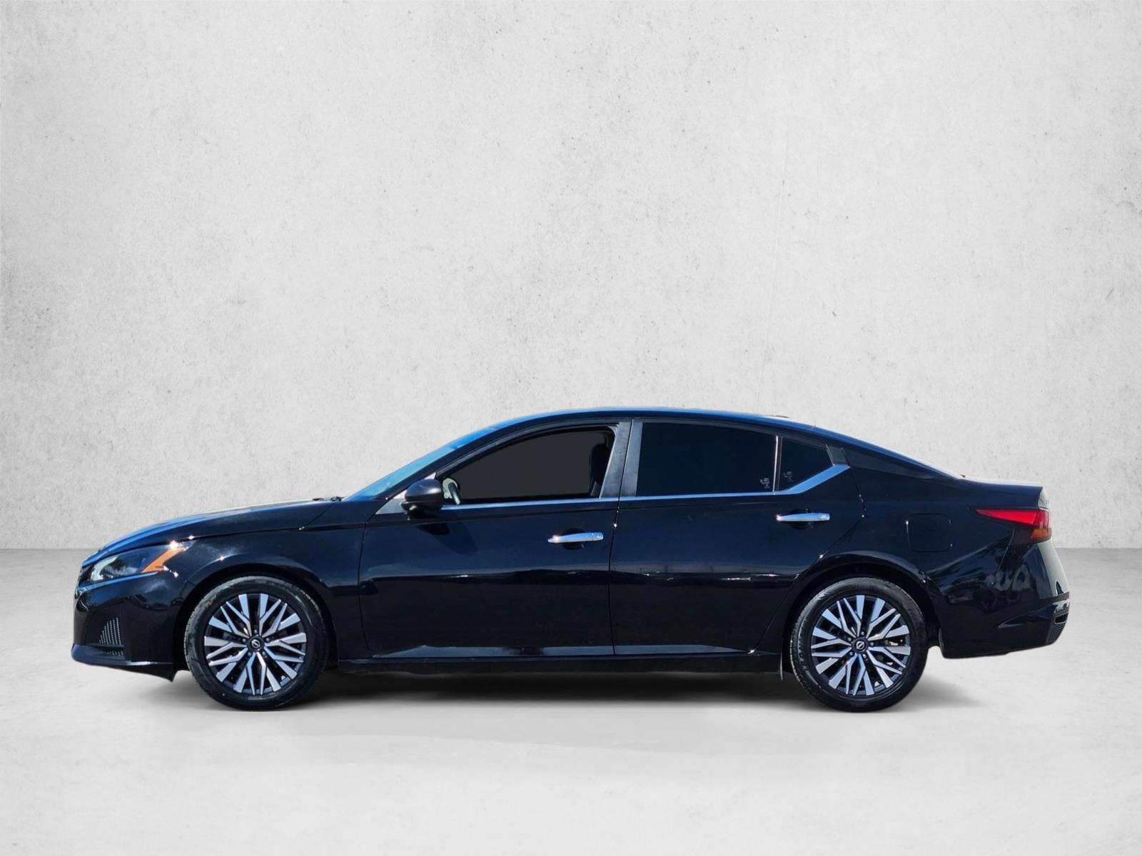 Thumbnail: 2024 Nissan Altima - 2
