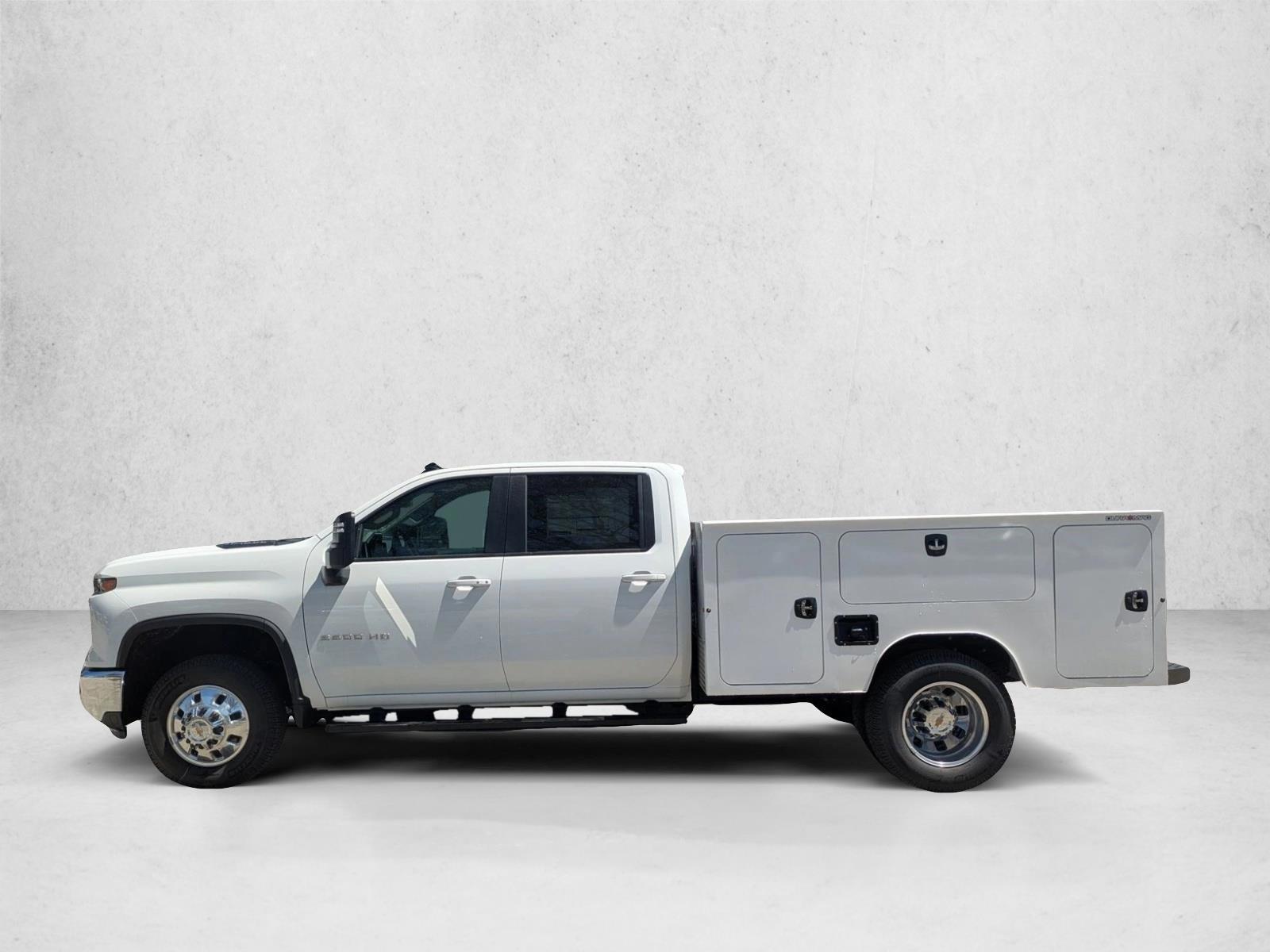 Thumbnail: 2025 Chevrolet Silverado 3500 - 2