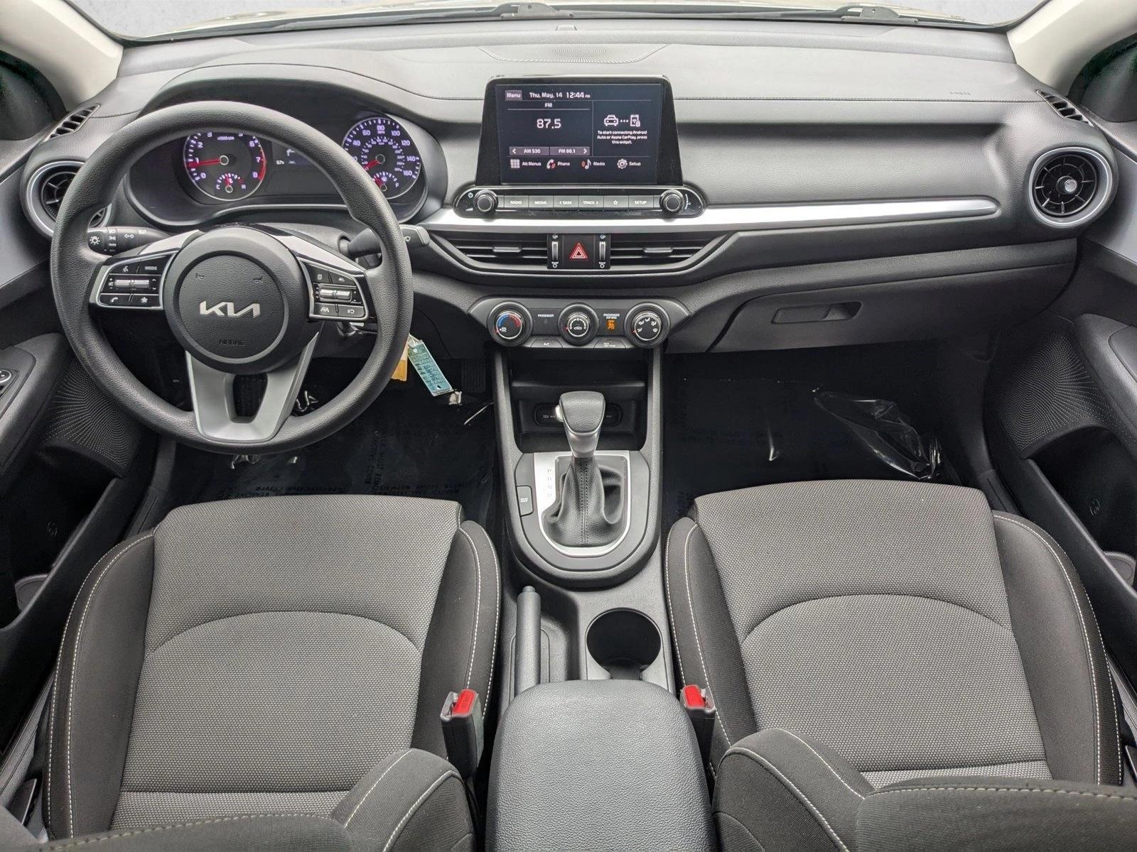 Thumbnail: 2023 Kia Forte - 4