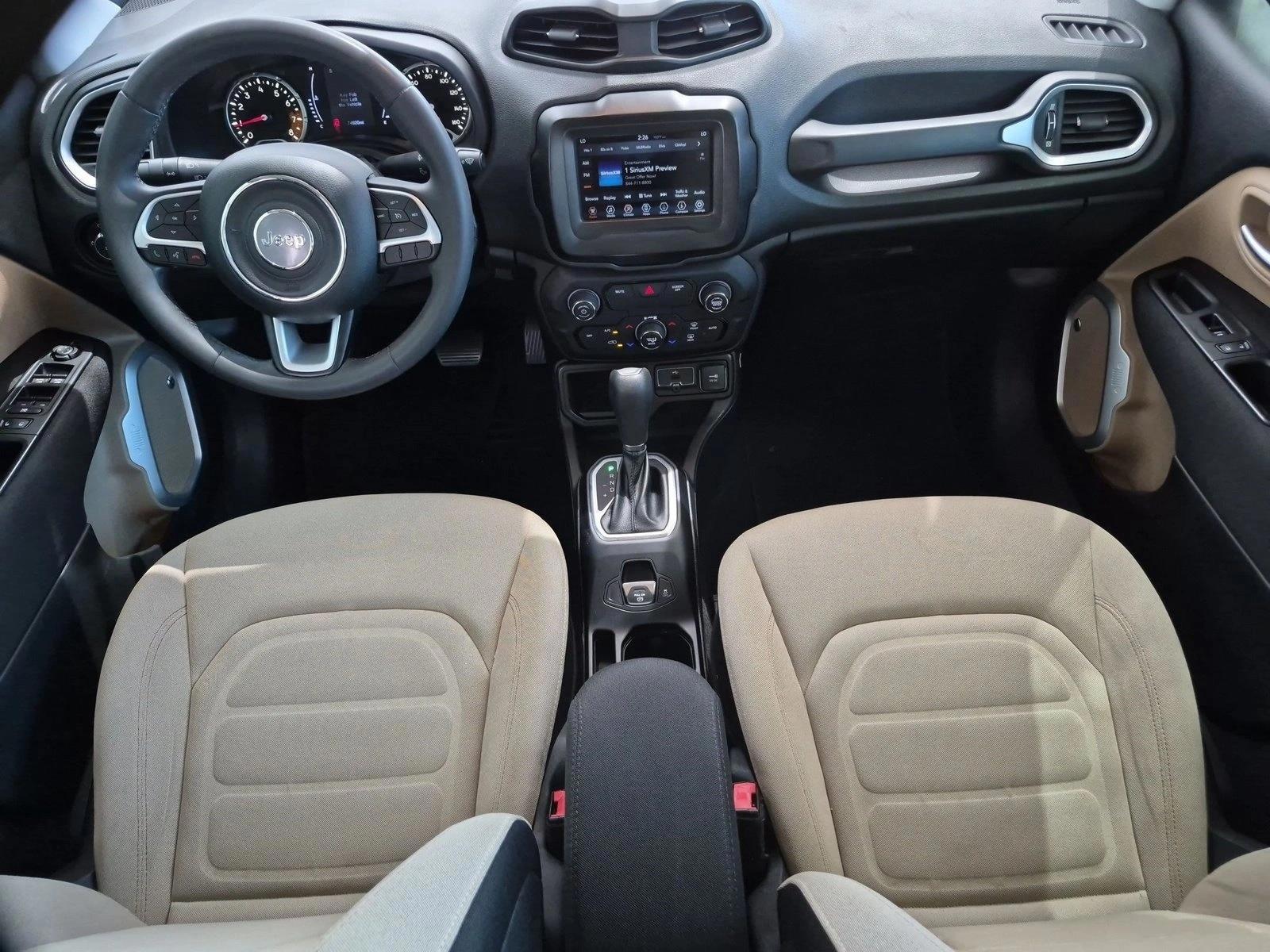 Thumbnail: 2018 Jeep Renegade - 3