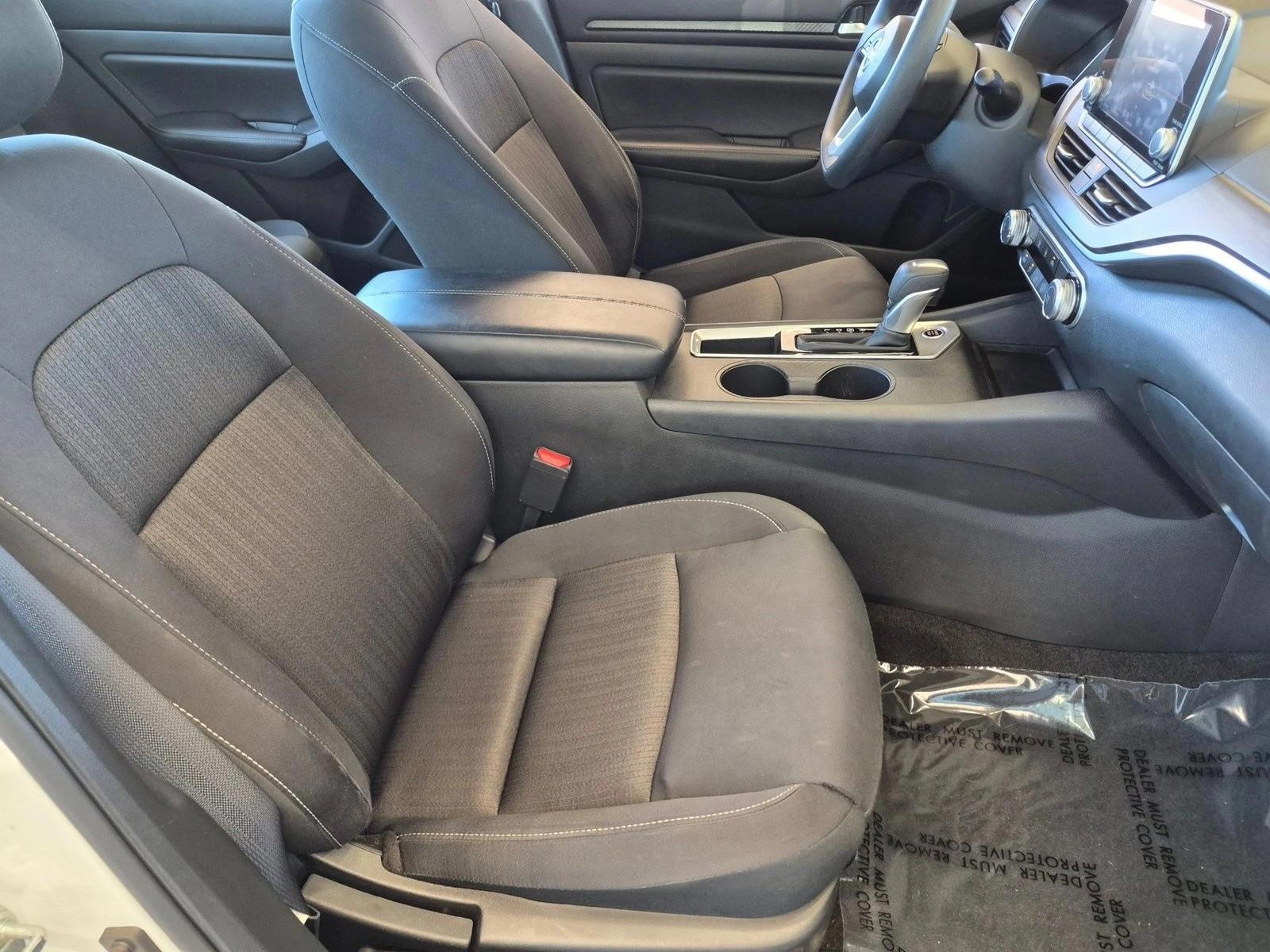 2025 Nissan Altima SV - Photo 19