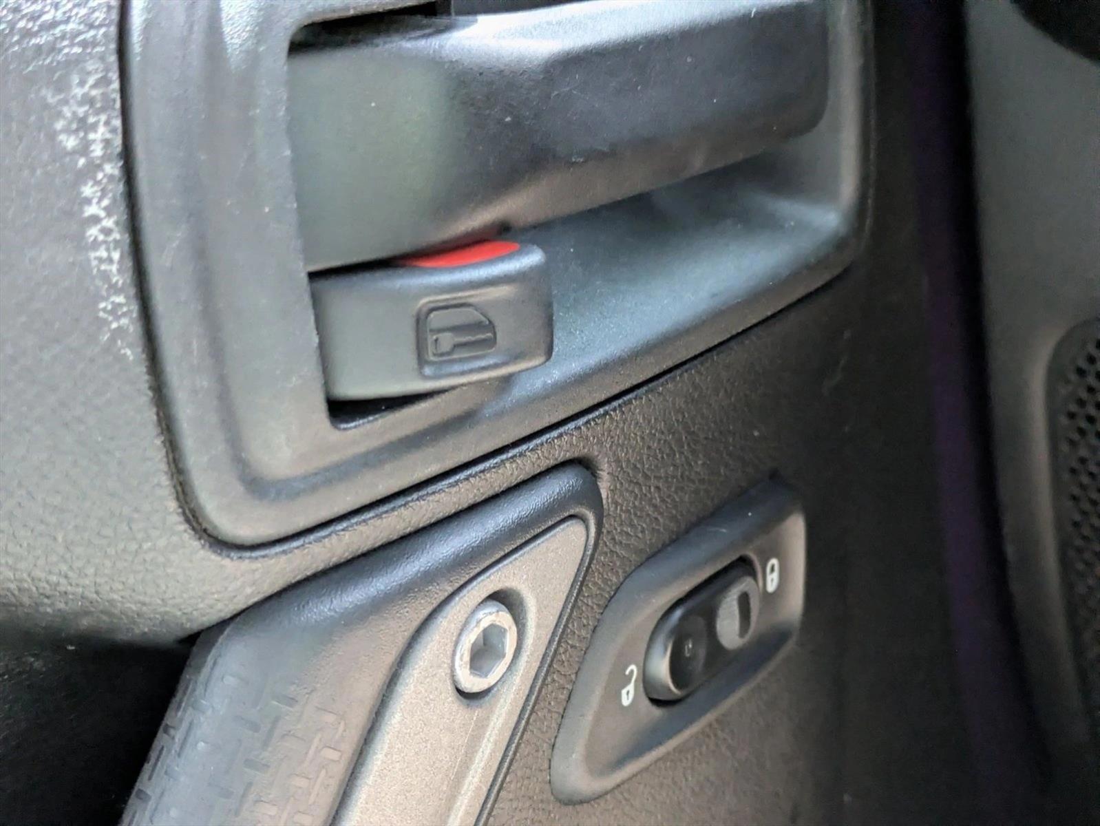 Thumbnail: 2017 Jeep Wrangler - 2