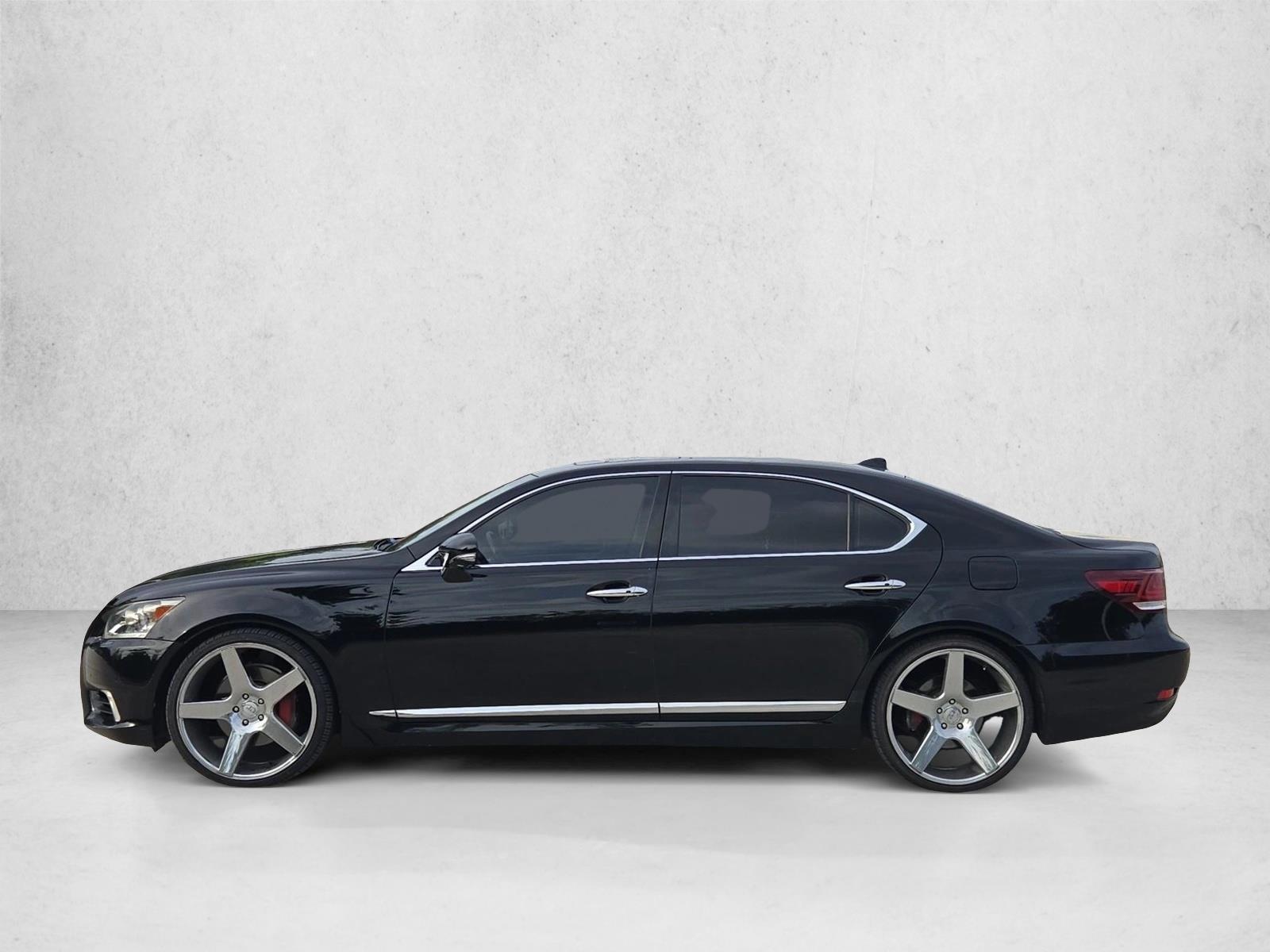 Thumbnail: 2015 Lexus LS - 2