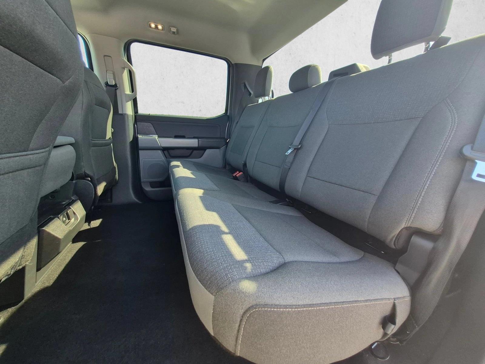 2025 Ford F-150 XLT - Photo 16