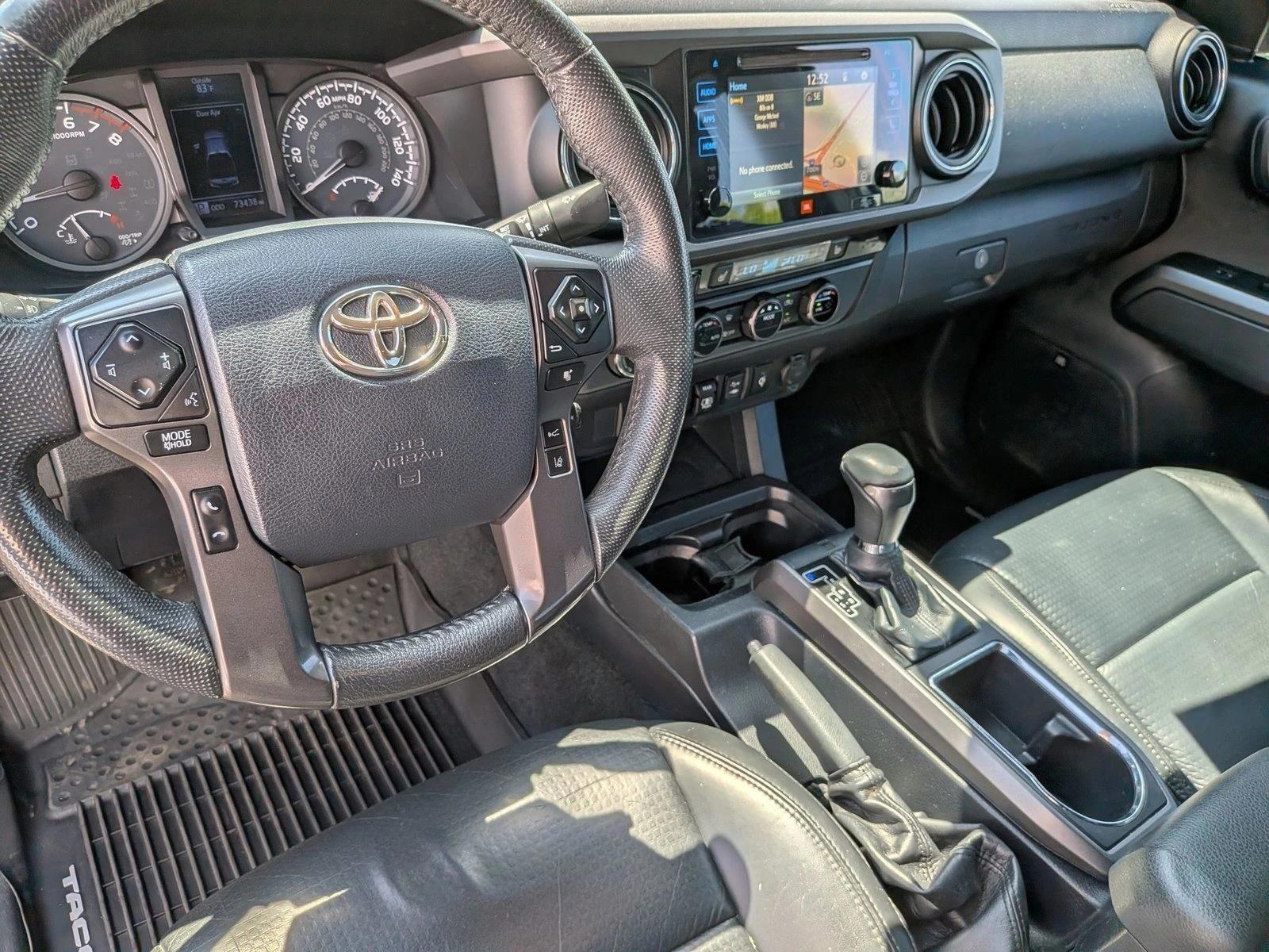 Thumbnail: 2018 Toyota Tacoma - 3