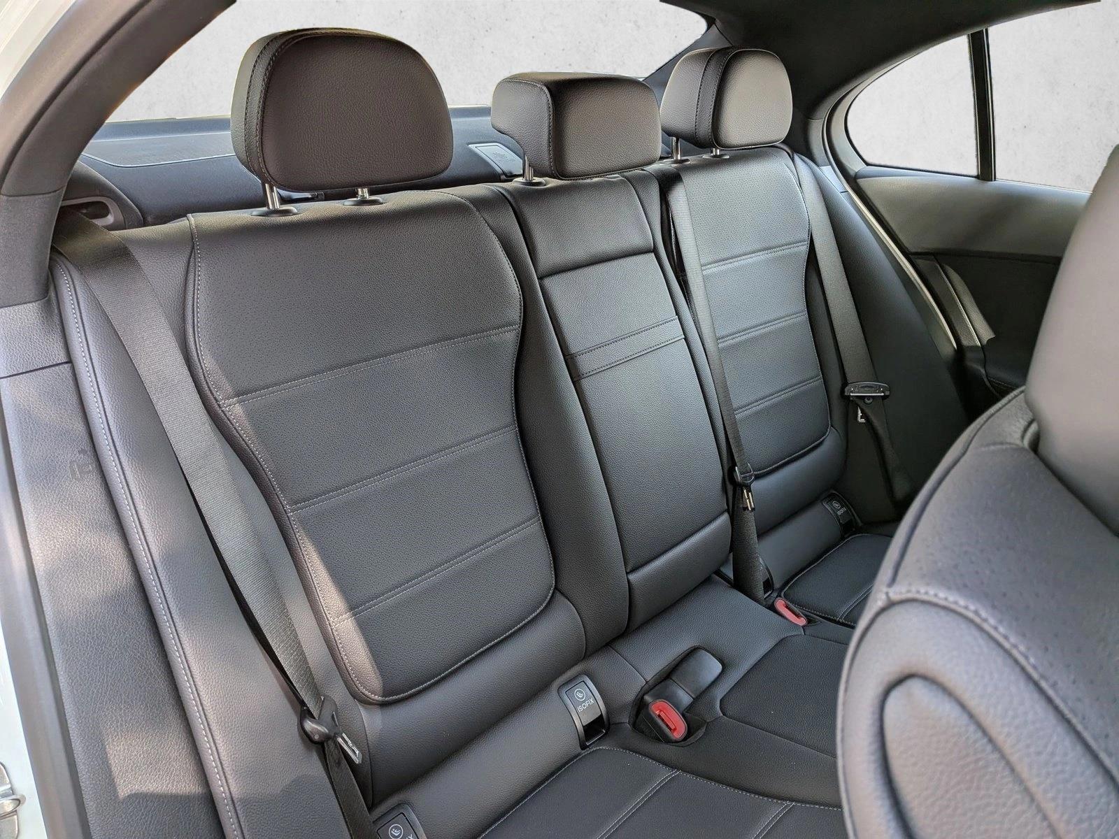 2026 Mercedes-Benz C-Class Sedan C 300 - Photo 18