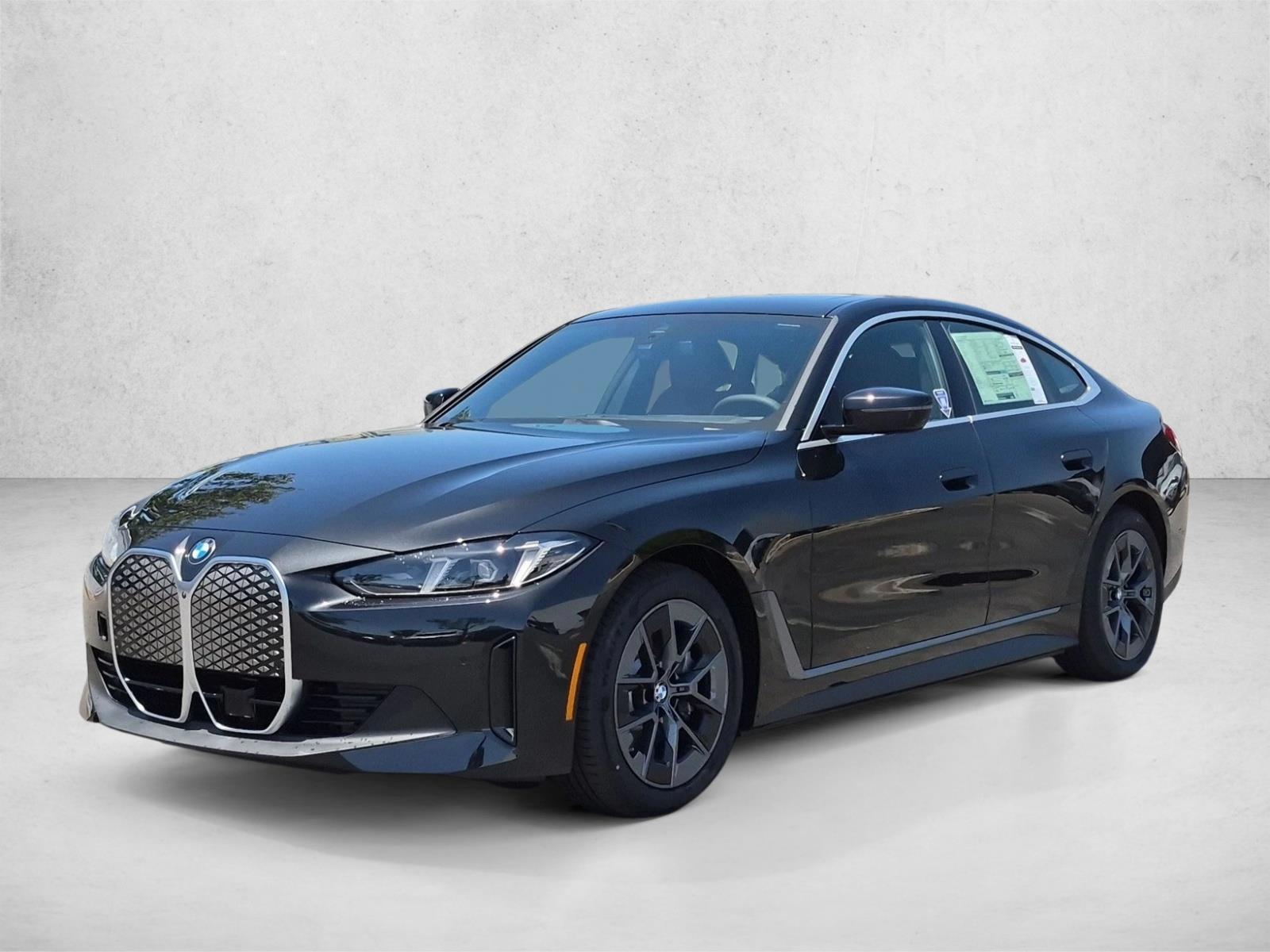 Thumbnail: 2026 BMW i4 - 1