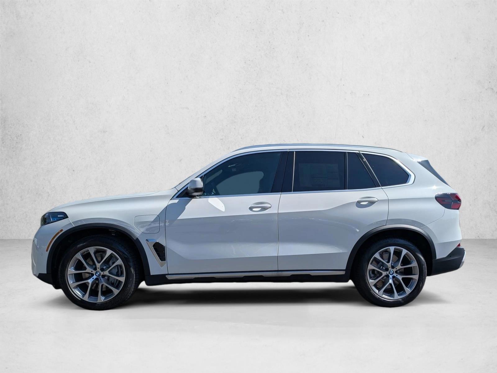 Thumbnail: 2026 BMW X5 - 2