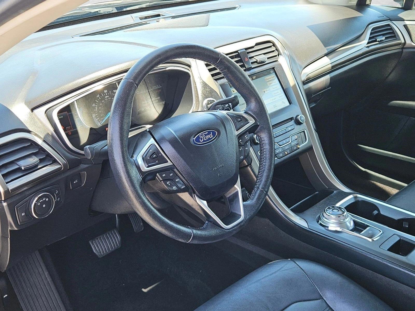 Thumbnail: 2017 Ford Fusion - 3