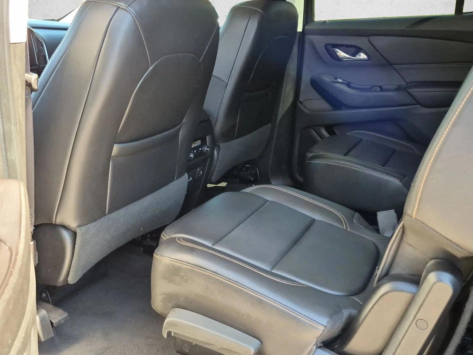 2020 Chevrolet Traverse 3LT - Photo 25